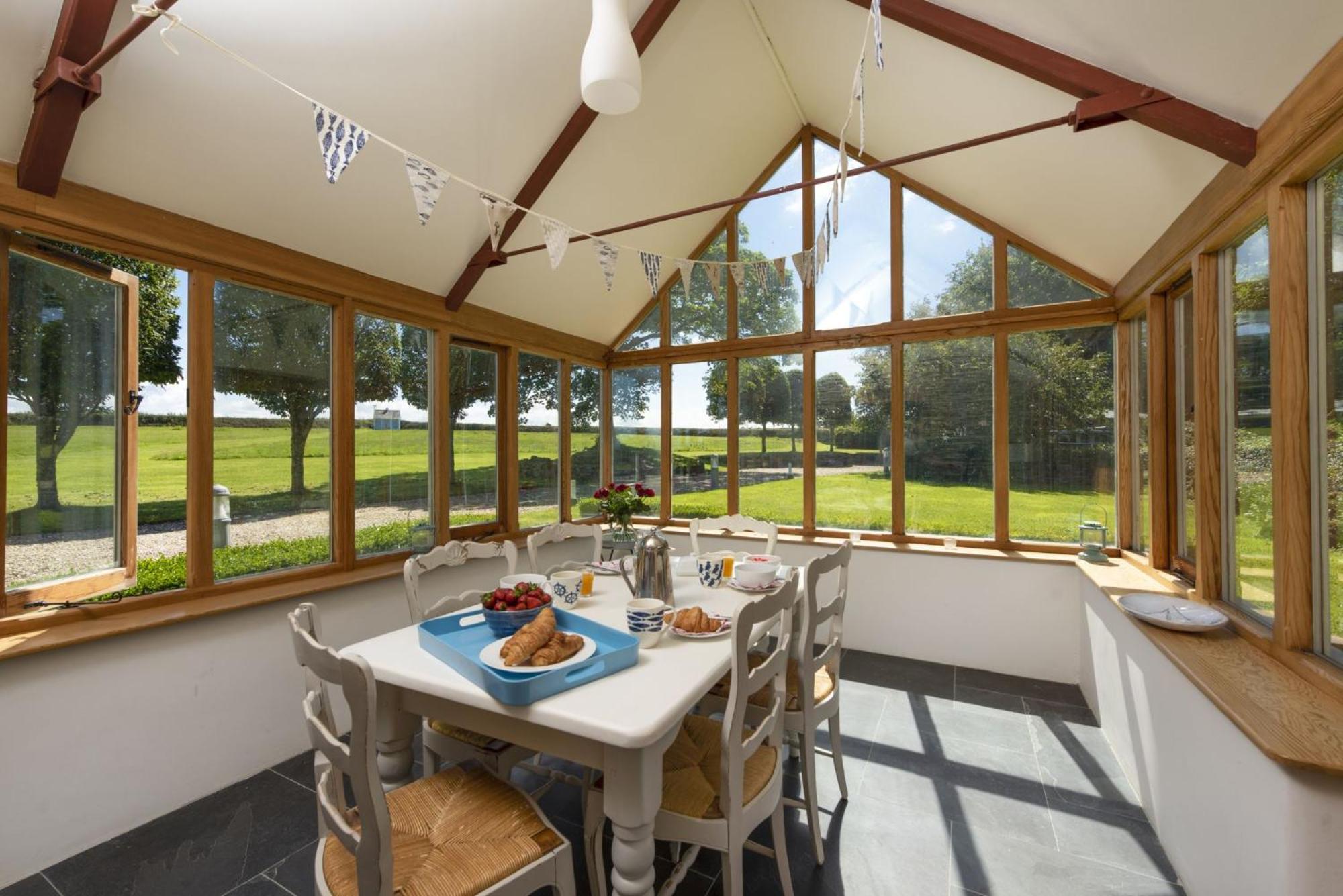 Mowhay Barn - Woodburner & Hot tub view 4