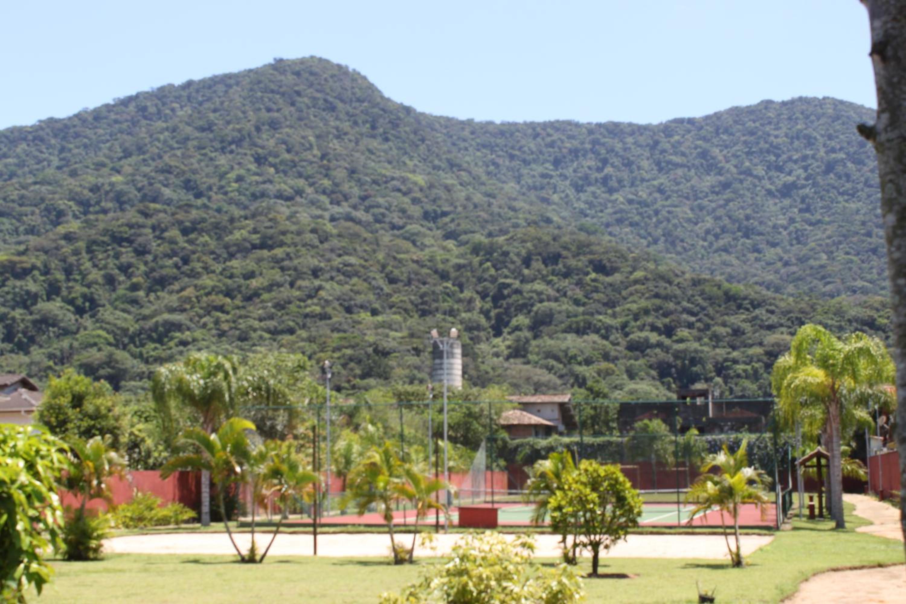Excelente Condomínio em Maresias a 50mts da Praia