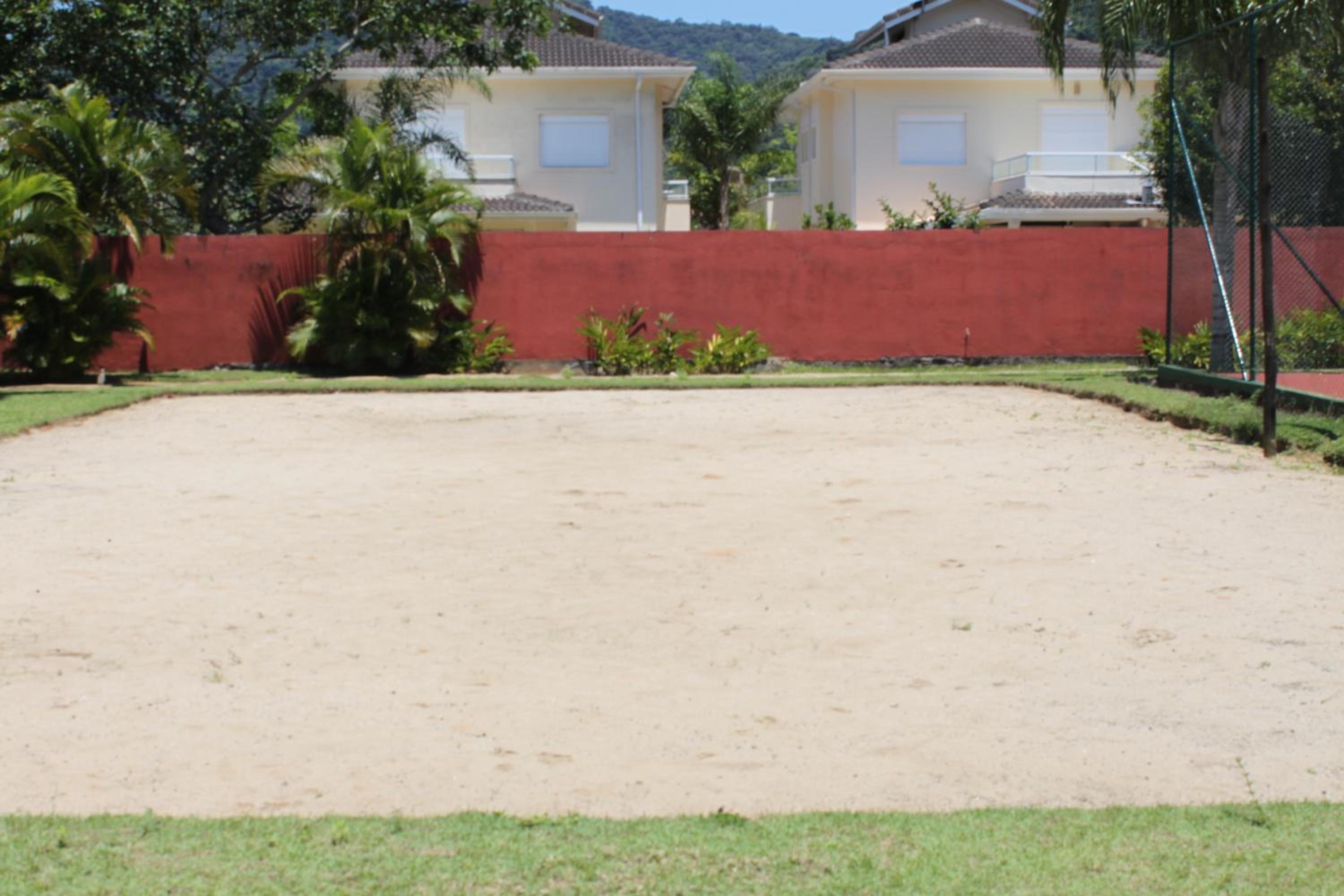 Excelente Condomínio em Maresias a 50mts da Praia