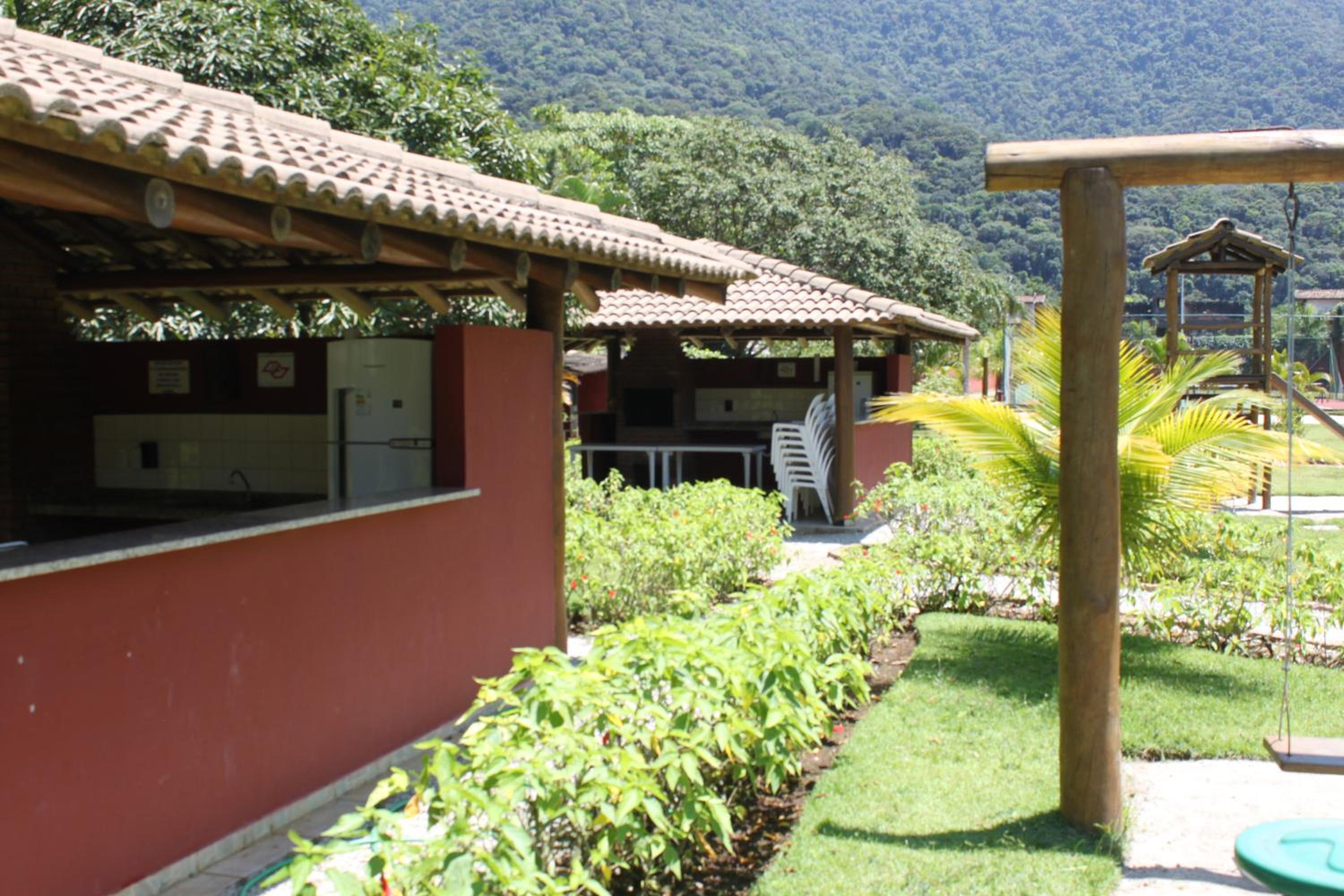 Excelente Condomínio em Maresias a 50mts da Praia