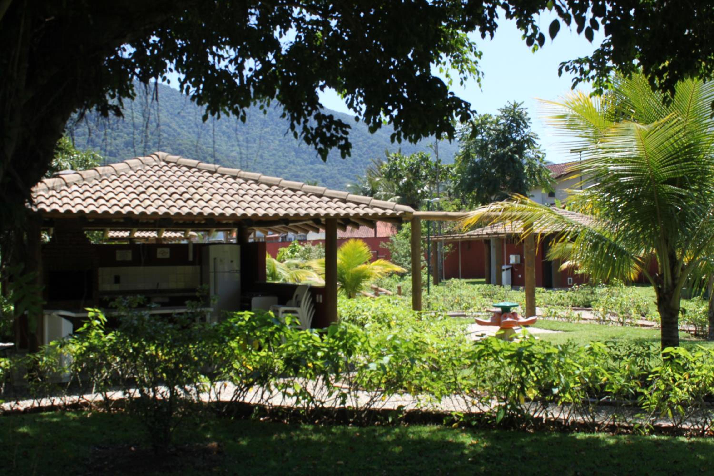 Excelente Condomínio em Maresias a 50mts da Praia
