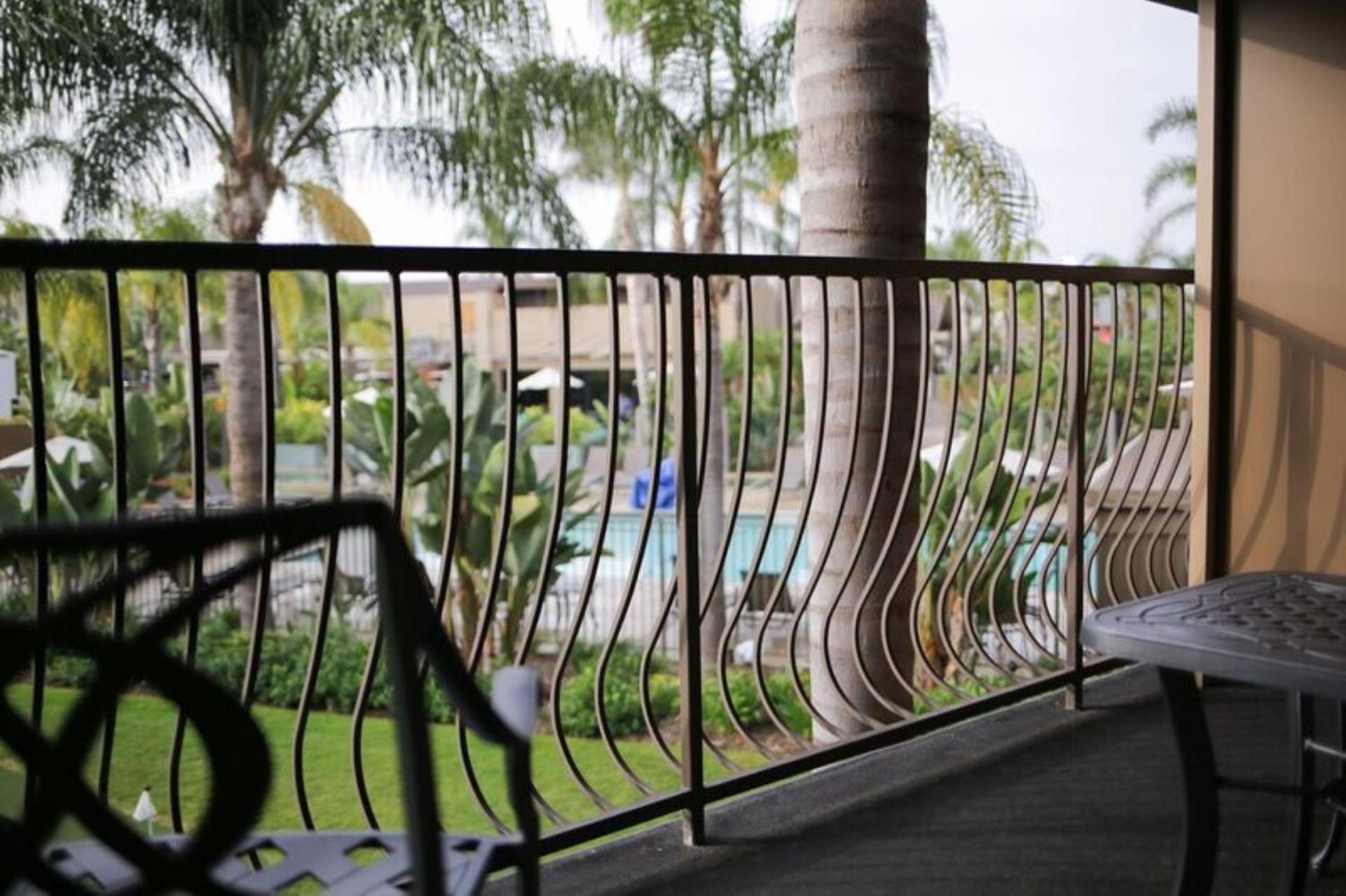 DoubleTree by Hilton San Diego Bayside