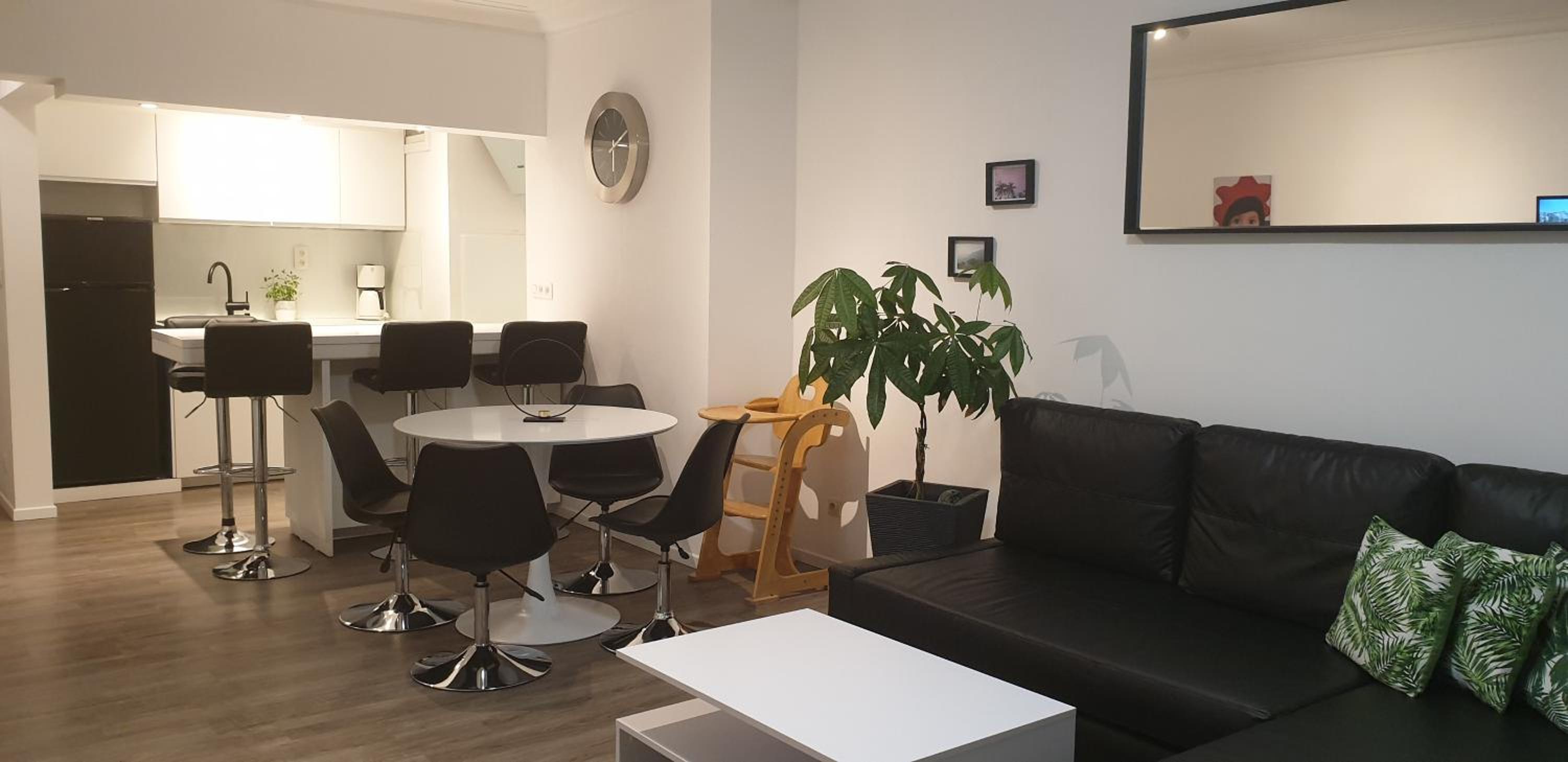 James Sun Beach Apartment view 4