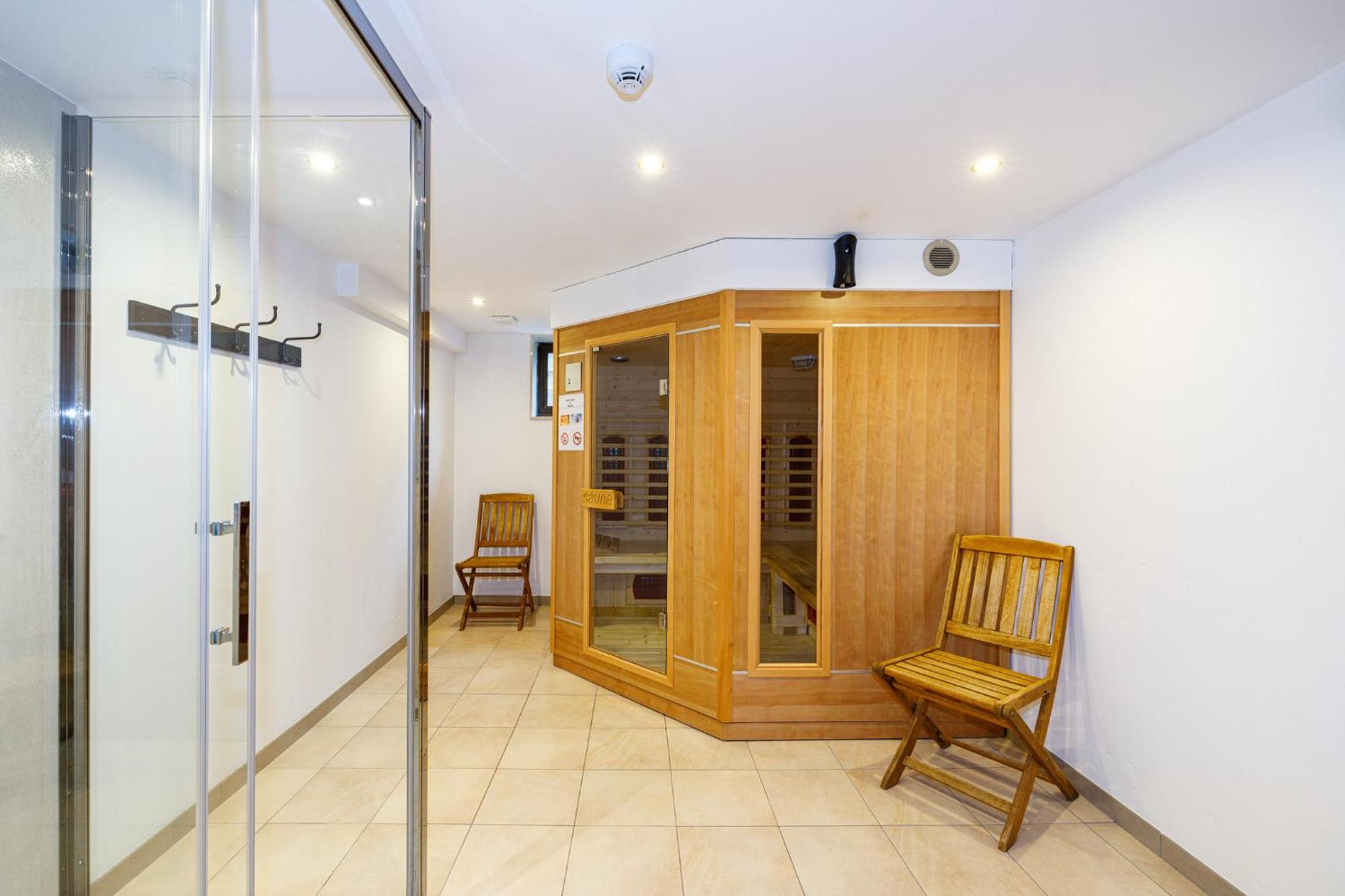 Luxueuse et spacieuse villa avec sauna et piscine