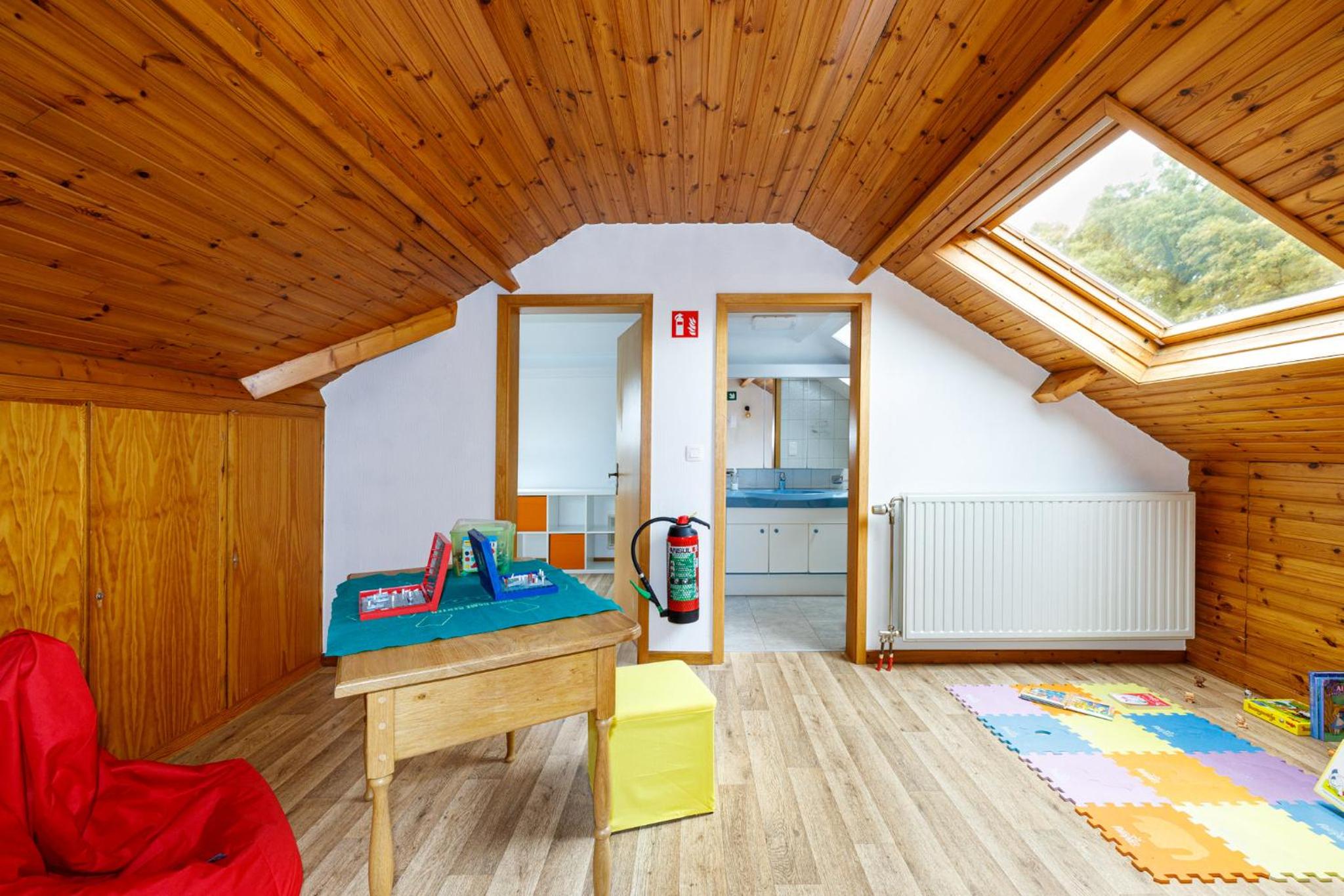 Luxueuse et spacieuse villa avec sauna et piscine
