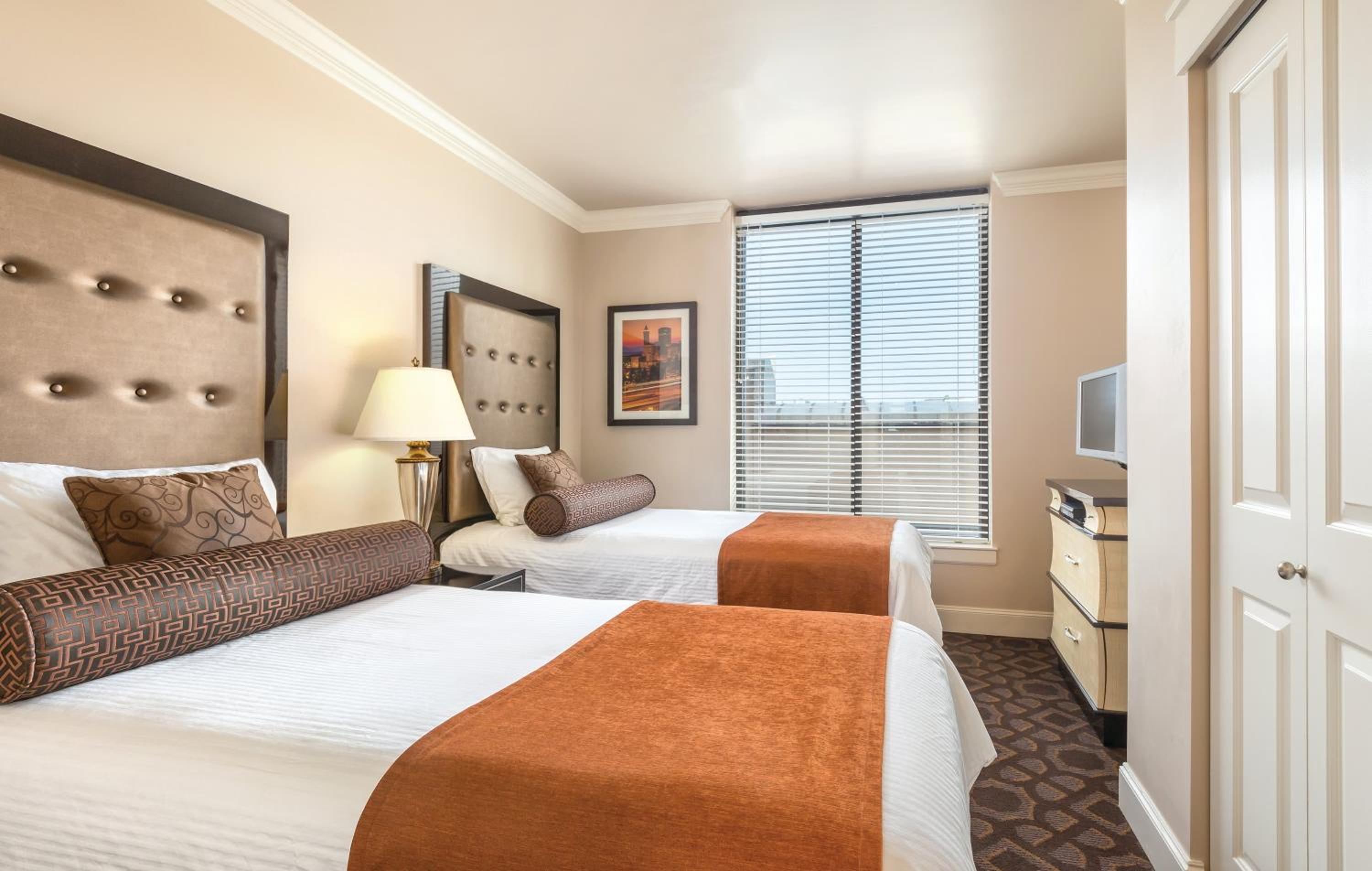 WorldMark Seattle - The Camlin
