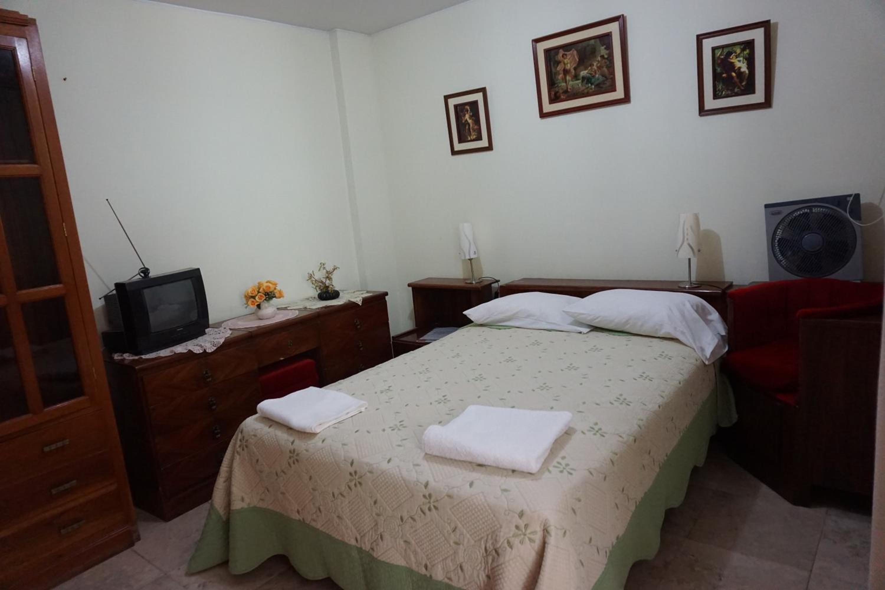 Hostal Camiluz view 3