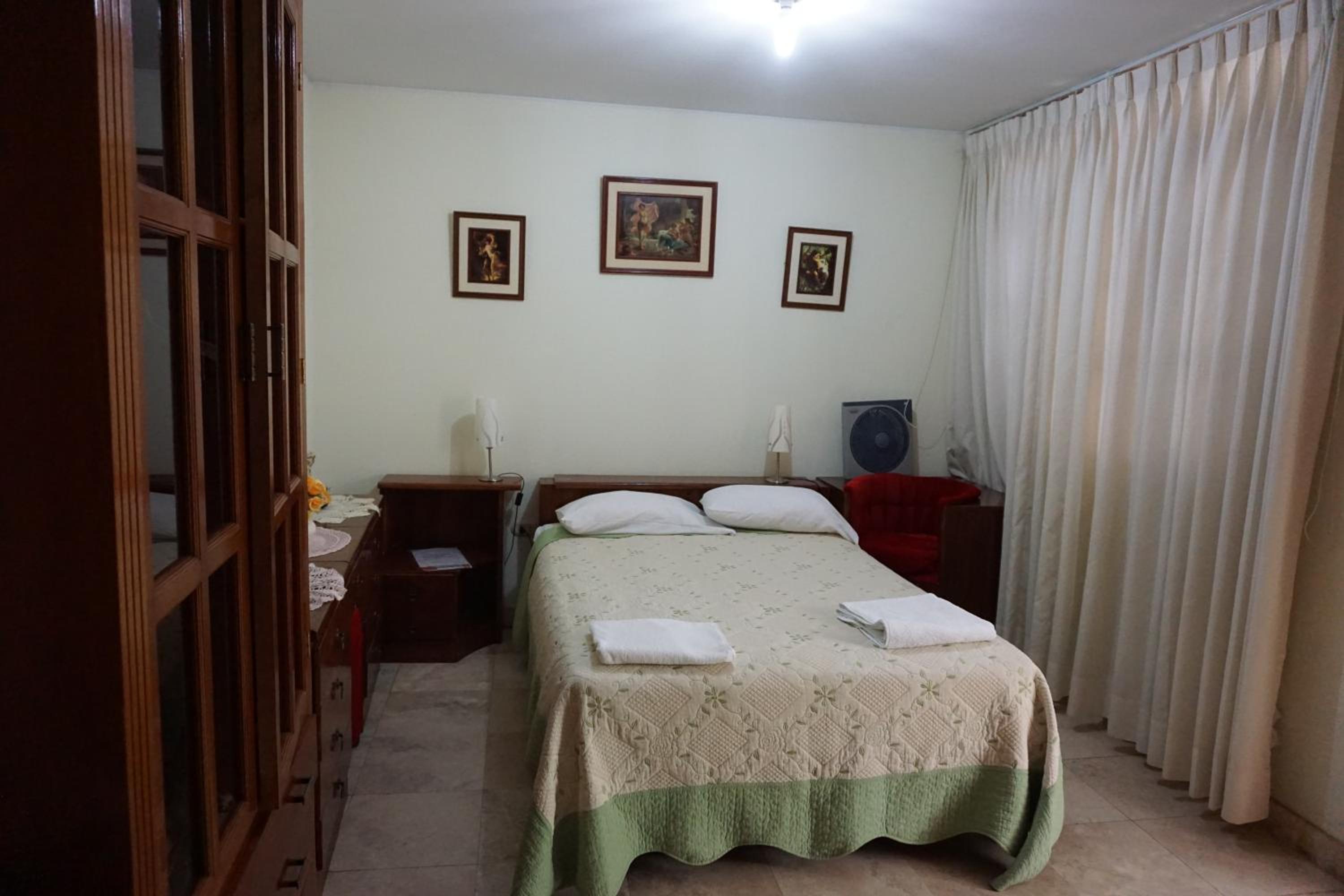 Hostal Camiluz view 4