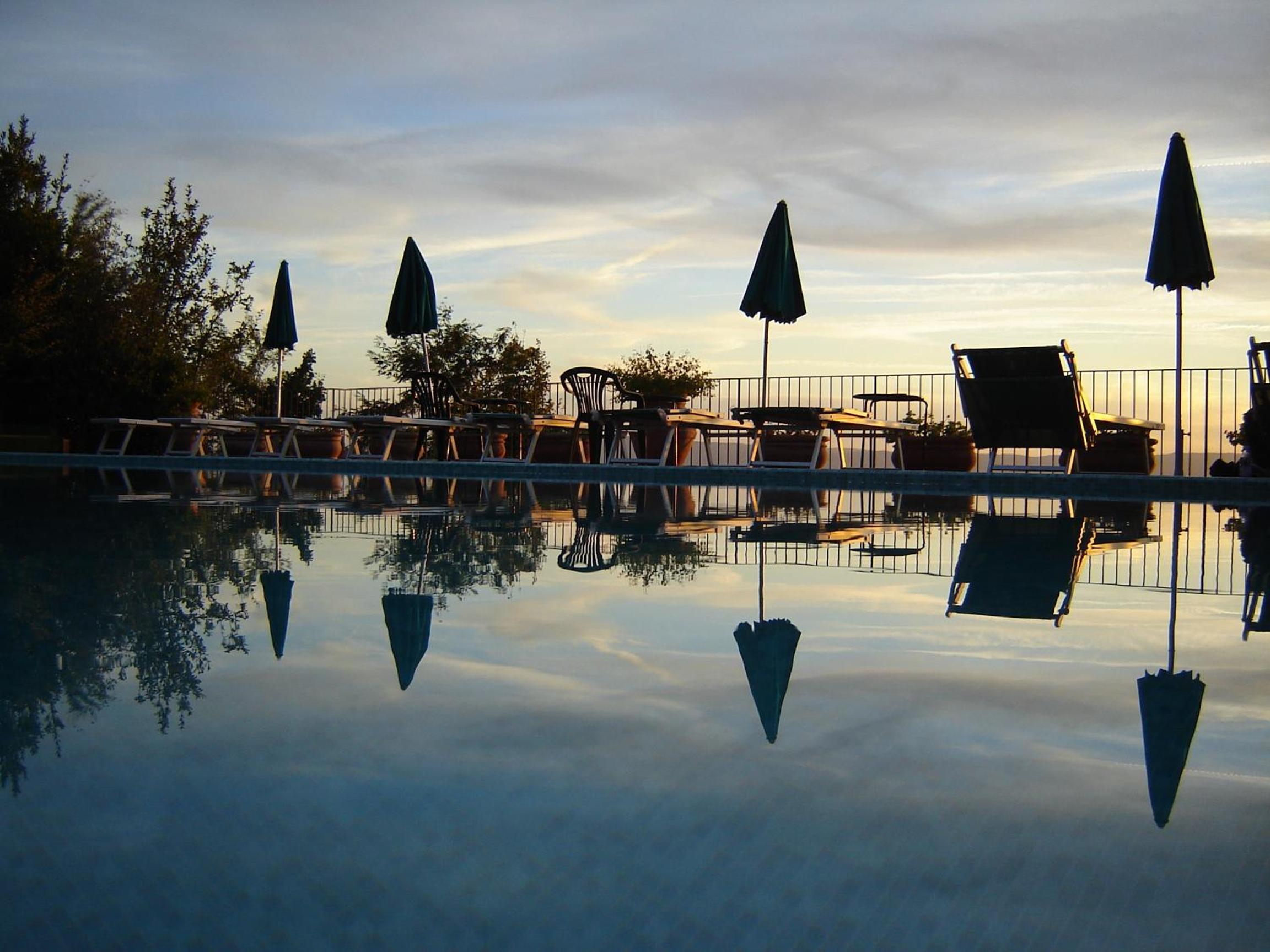 Podere Mezzastrada - Place of Charme