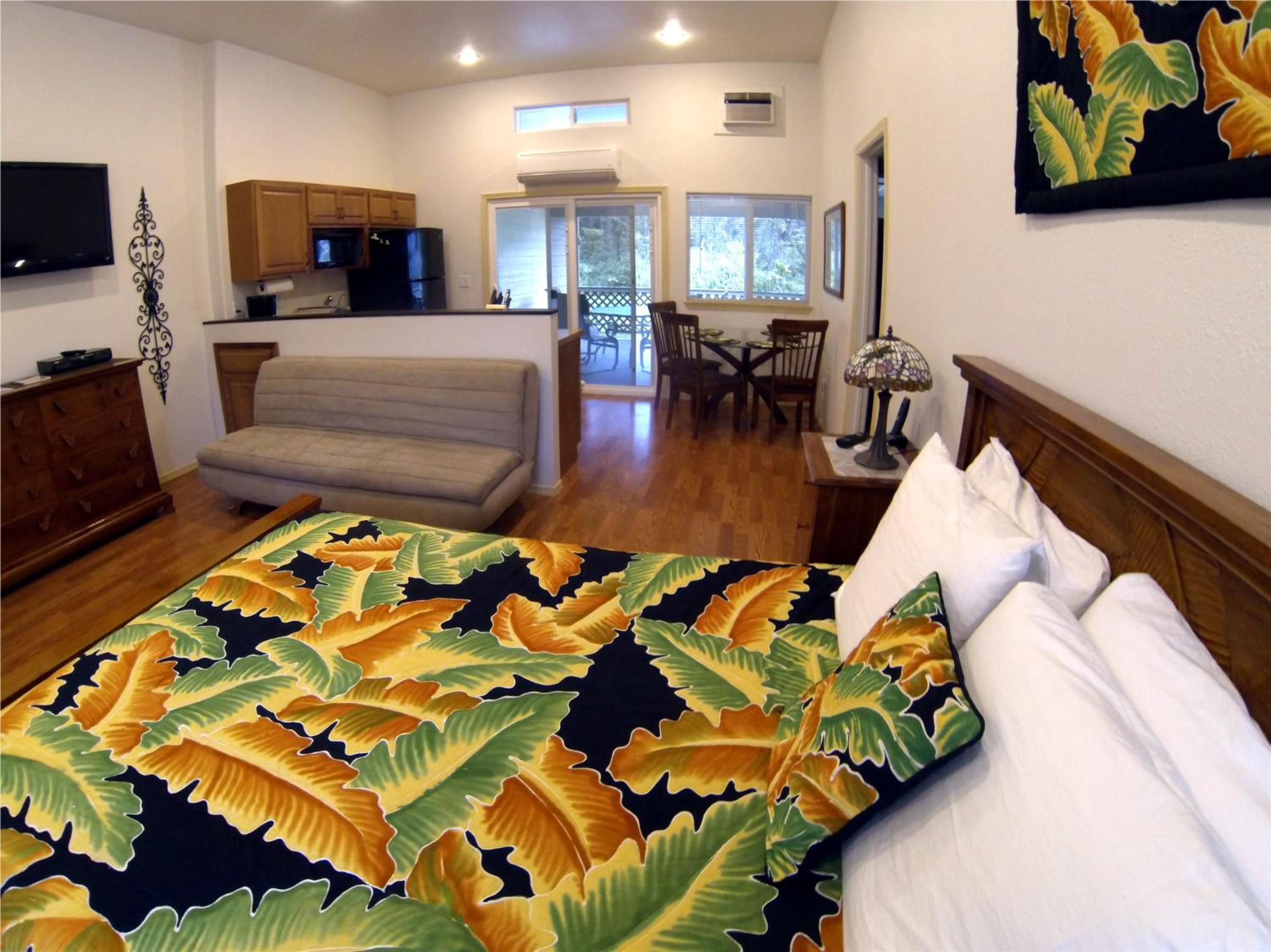 Big Island Vacations - Keaau Place - Property Image 3