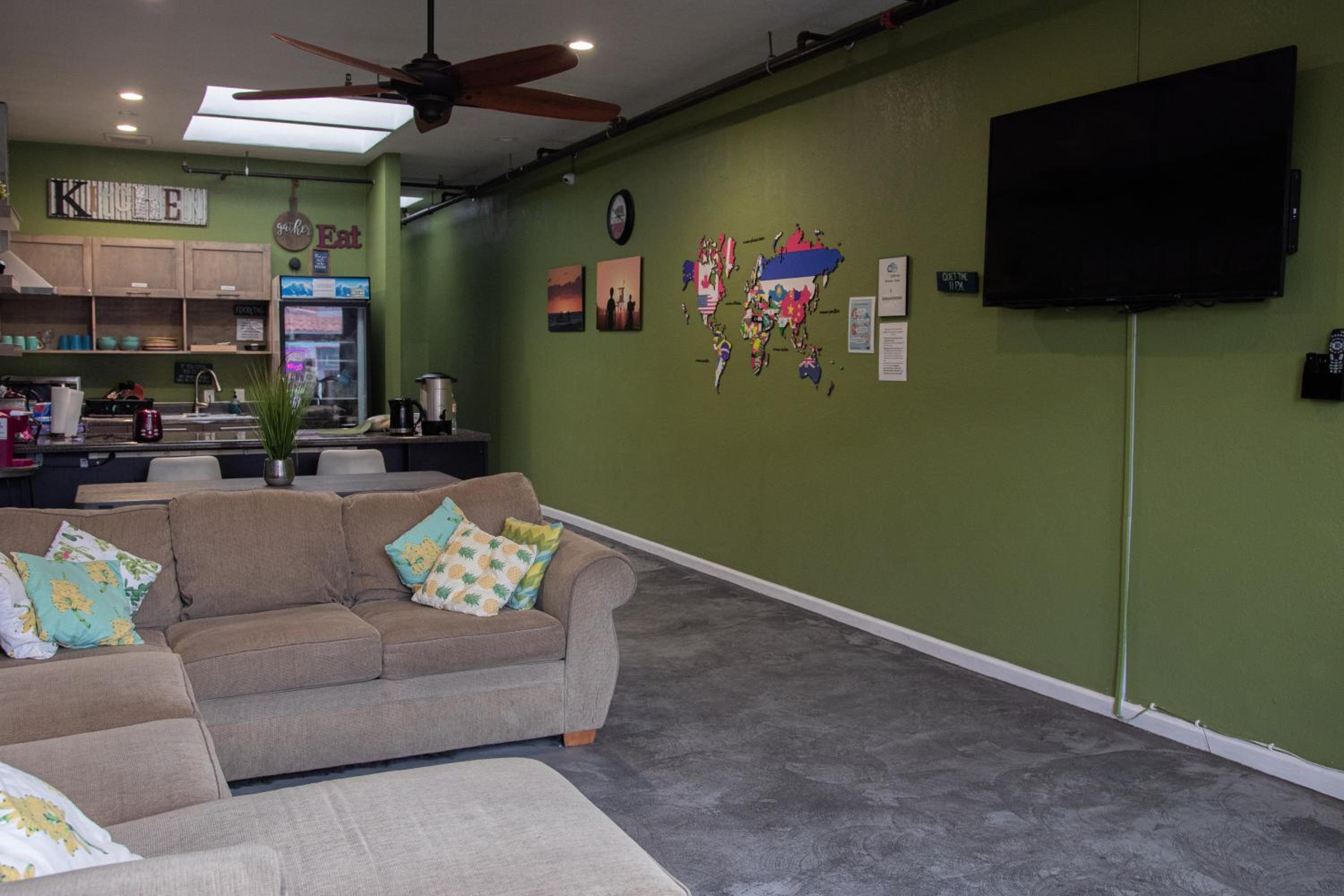 California Dreams Hostel - Pacific Beach
