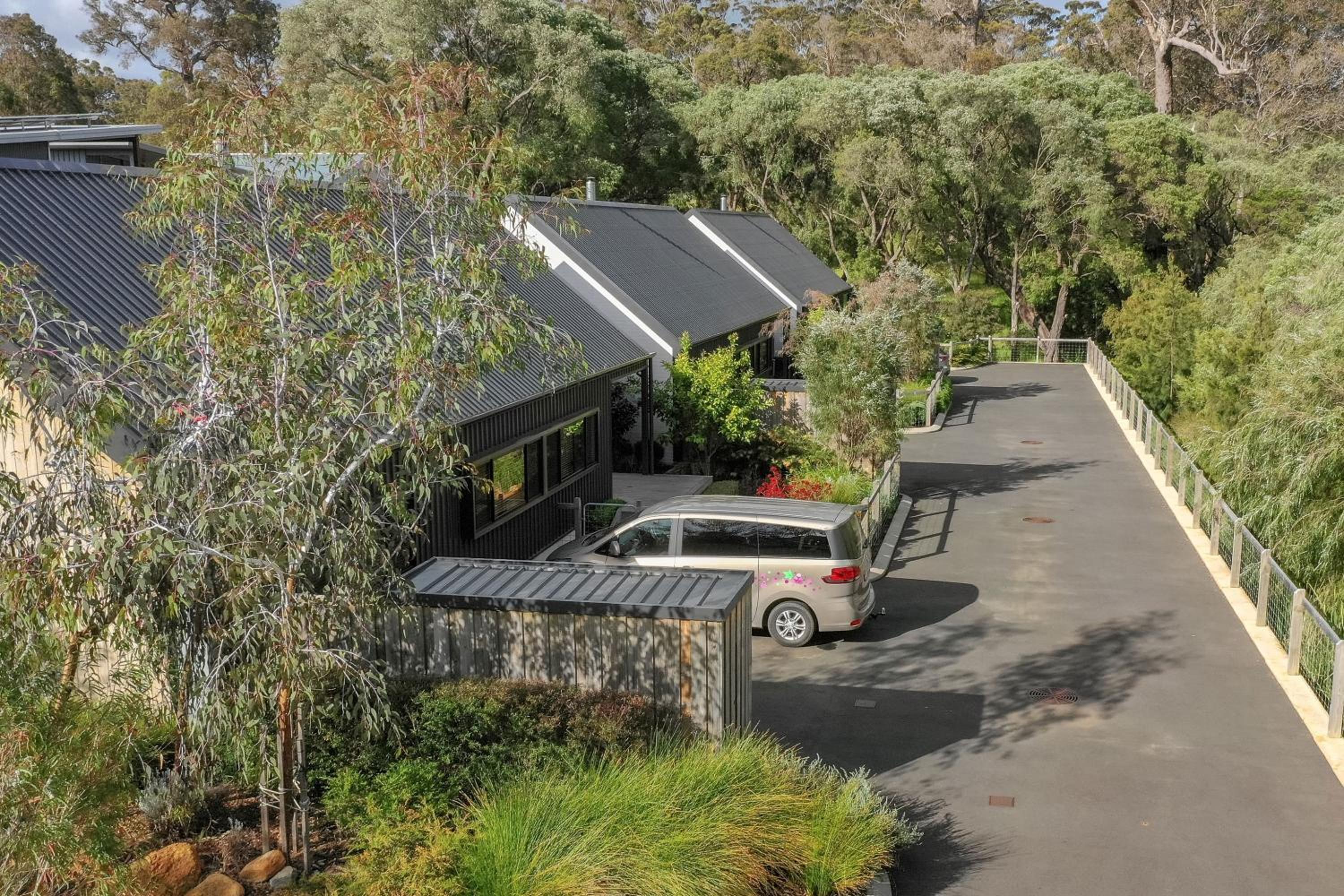 Margaret River Bungalow-1-street - pet friendly