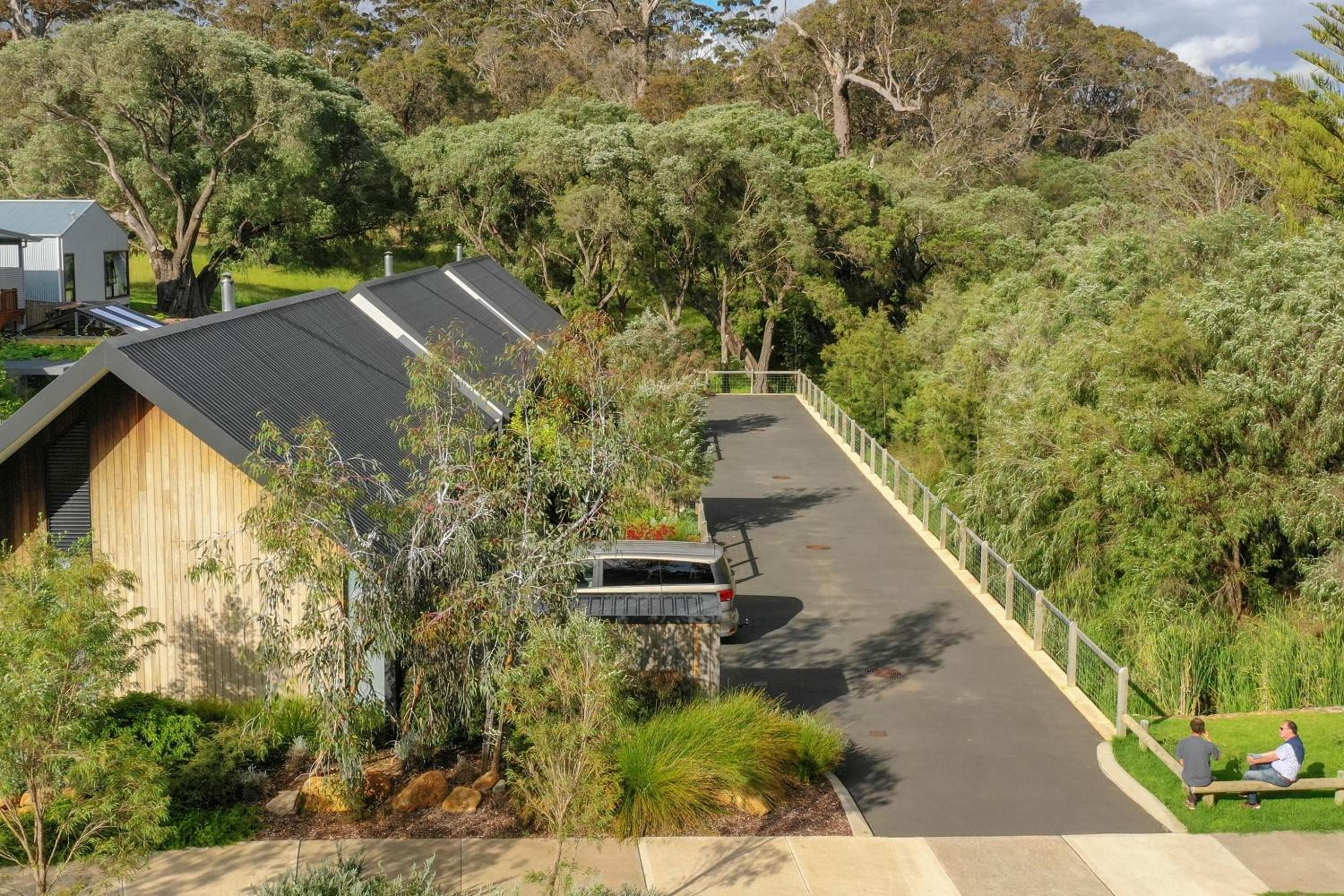Margaret River Bungalow-1-street - pet friendly