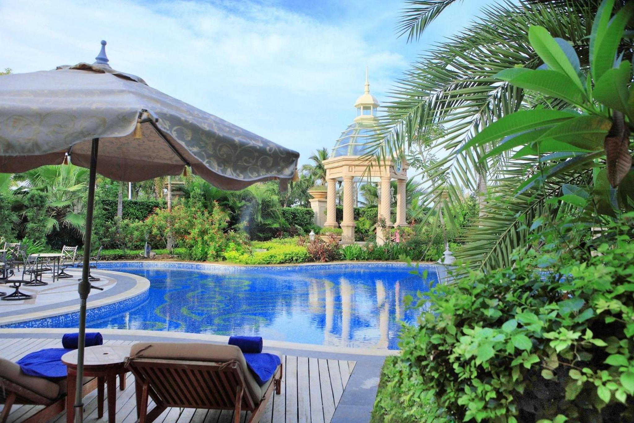 Crowne Plaza Resort Sanya Bay by IHG