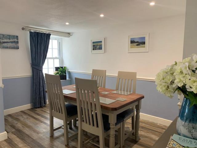 Beautiful Cottage in Central St Columb Major view 2