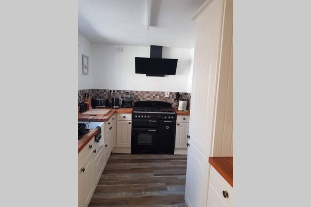 Beautiful Cottage in Central St Columb Major view 5