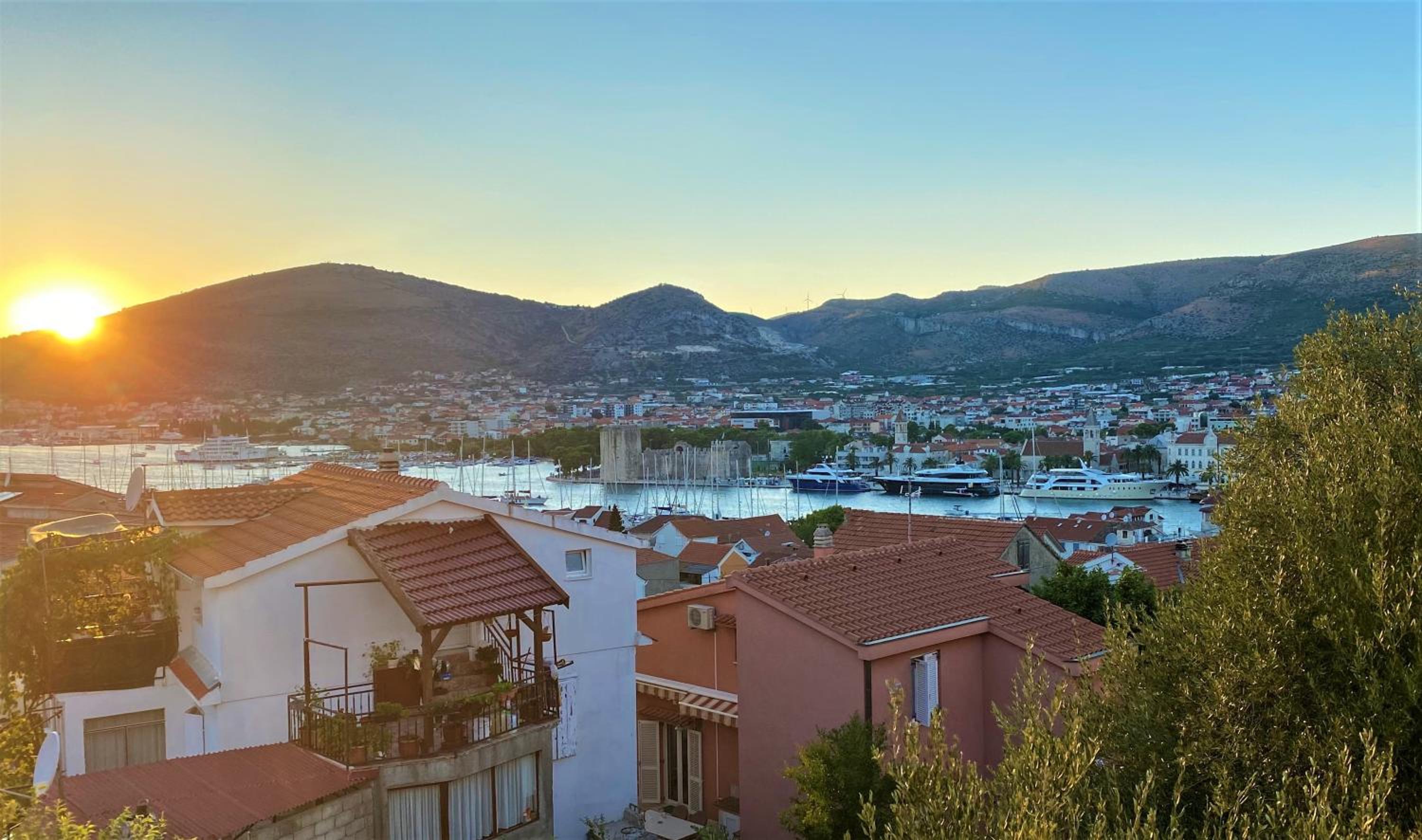 Trogir center exclusive seaview apartment for 4 view 2