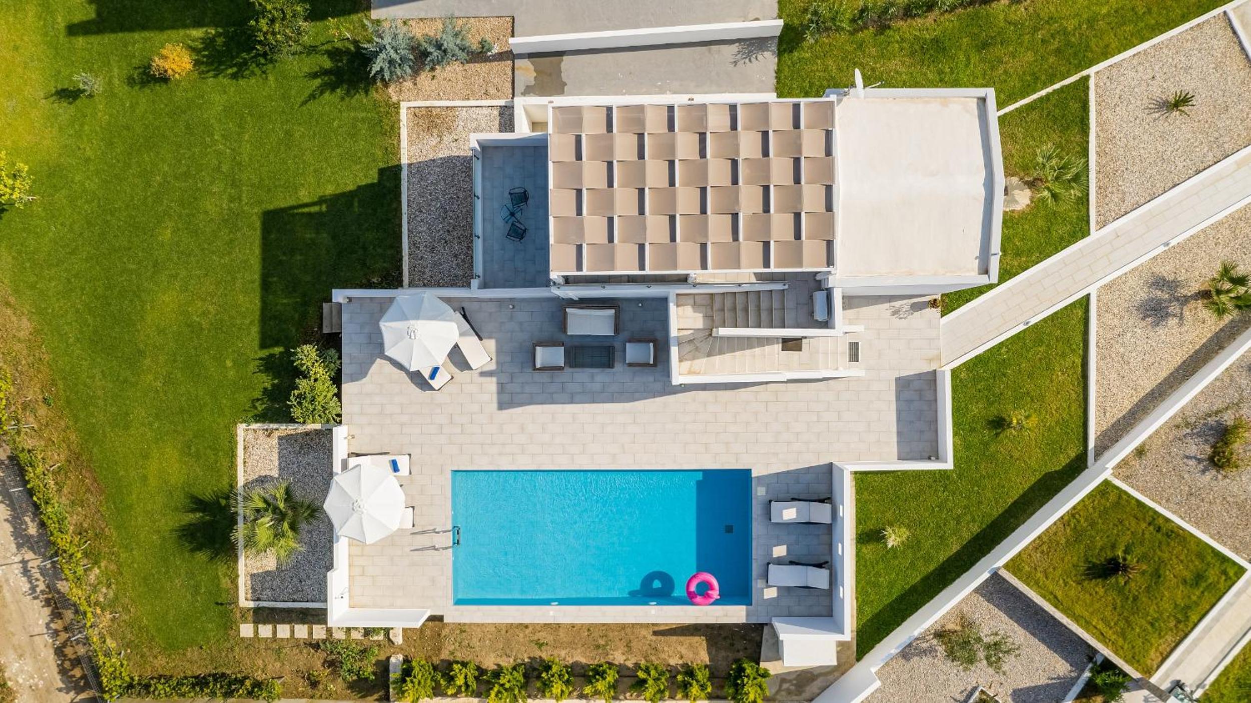 ASTERIA PEARL VILLA 2 with Rooftop Jacuzzi view 4