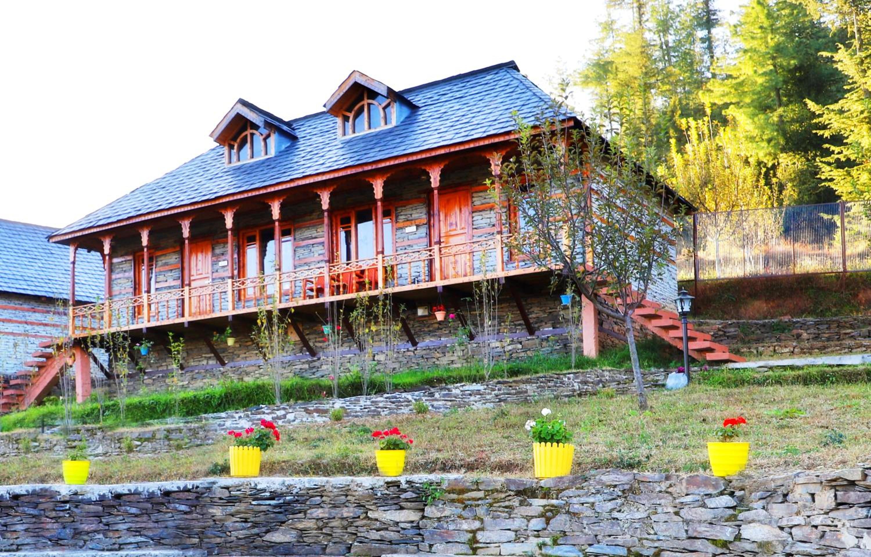 WoodVista Cottages