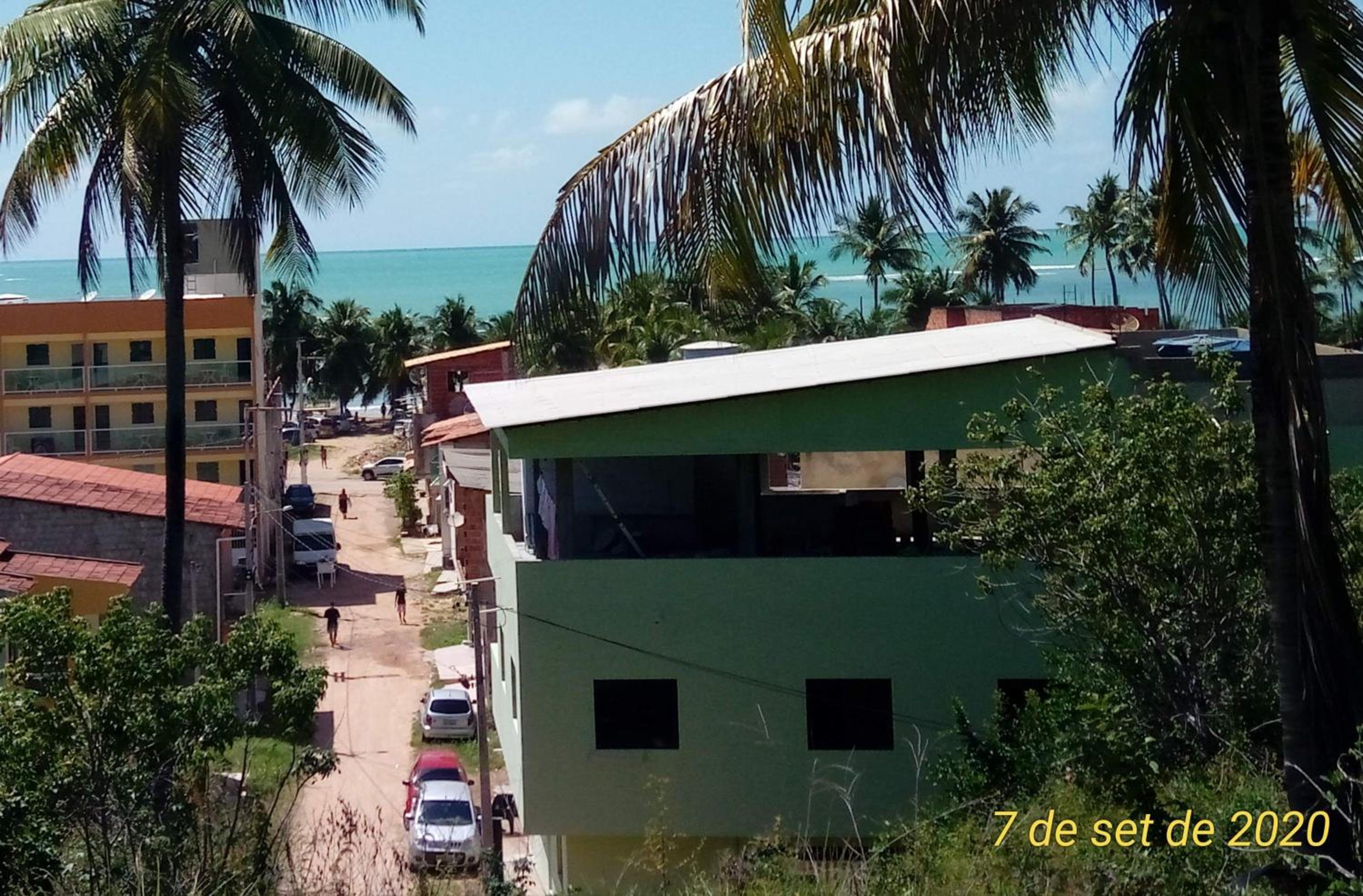 Flat Japaratinga Beach