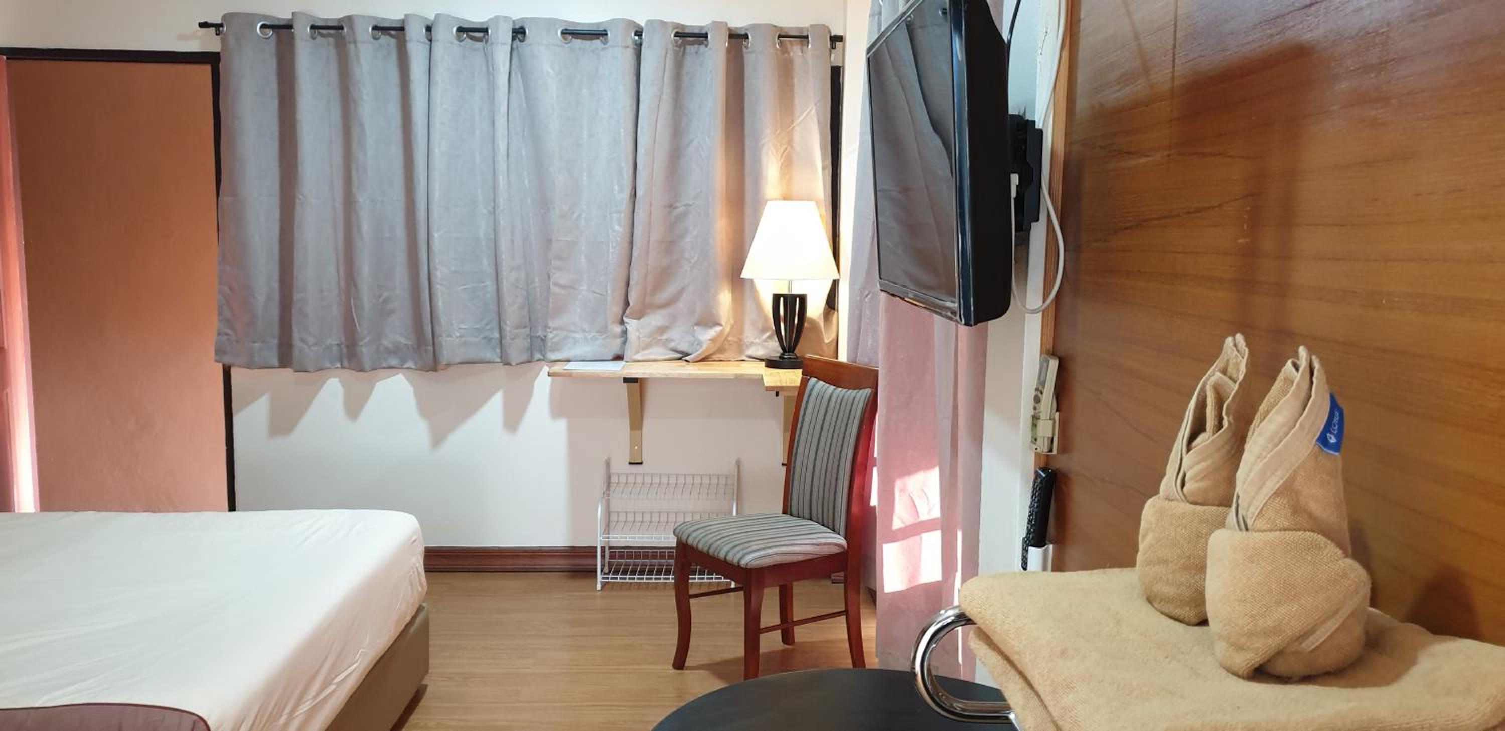 Little Guest House Hotel