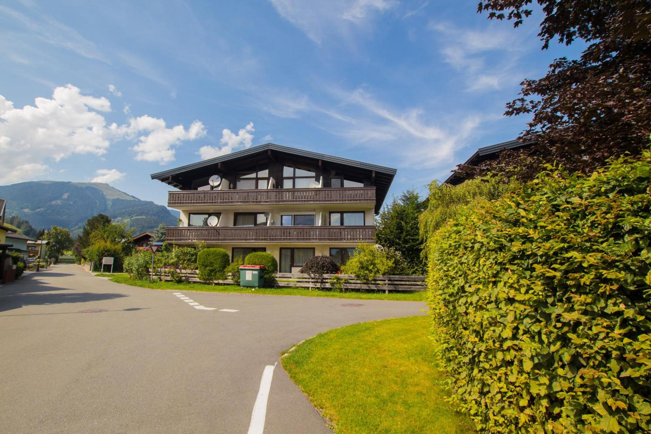 Apartment Schmid - Steinbock Lodges view 5