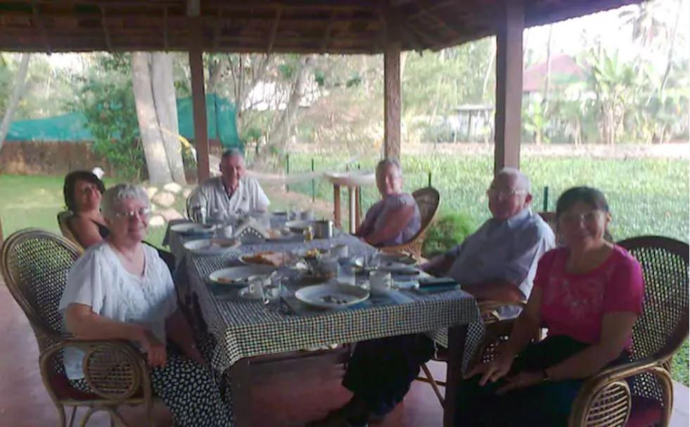 Lovedale Lakeside Homestay