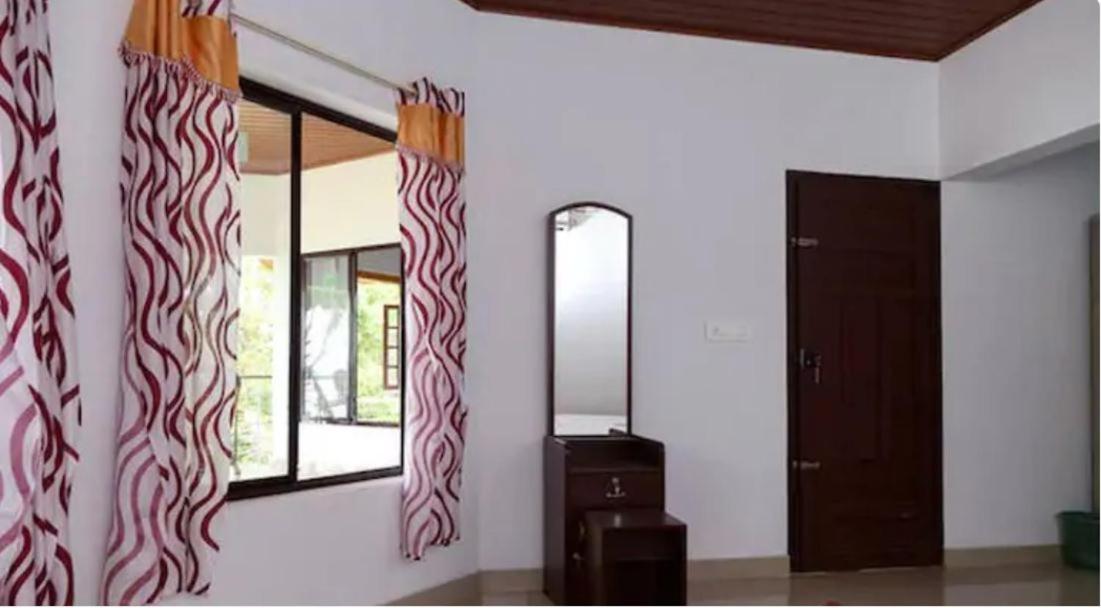 Lovedale Lakeside Homestay