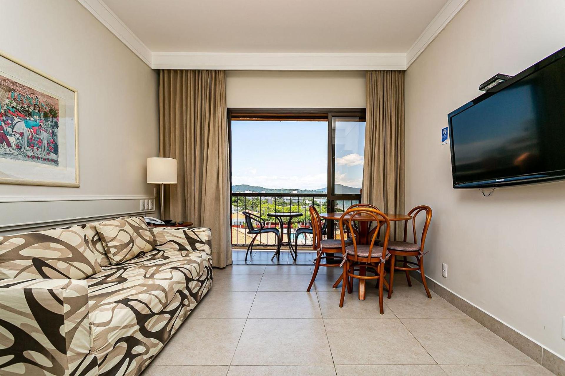 Modern Studios by the Sea - Jurerê Beach Village JBVTOP