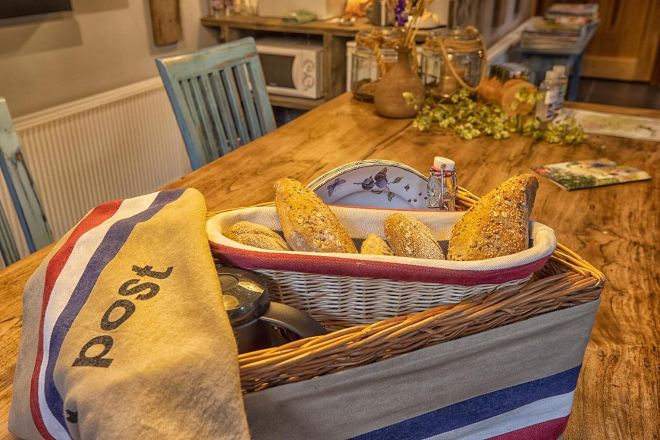Bosgasten en Putten — dining