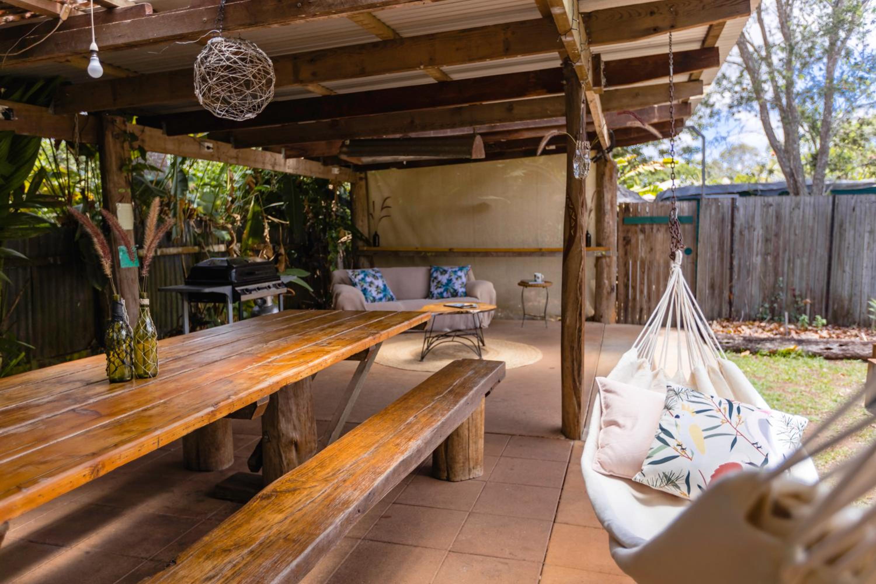 On The Wallaby Eco Lodge