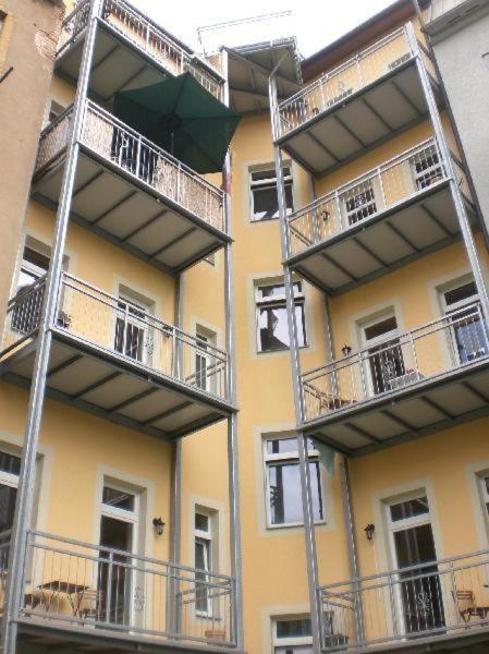 Grosse-Fewo-Dresden-Neustadt-Zentrum-L9 view 2