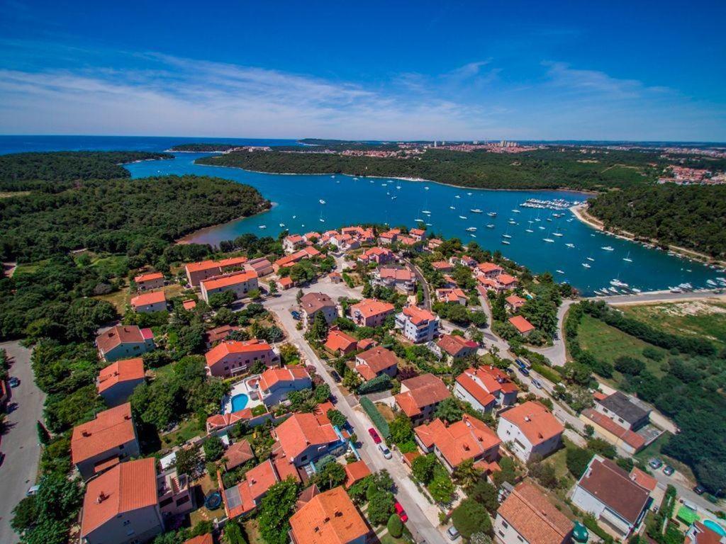 Beautiful-Banjole-Beachside-Apartment-A1-150m-from-the-beach view 2