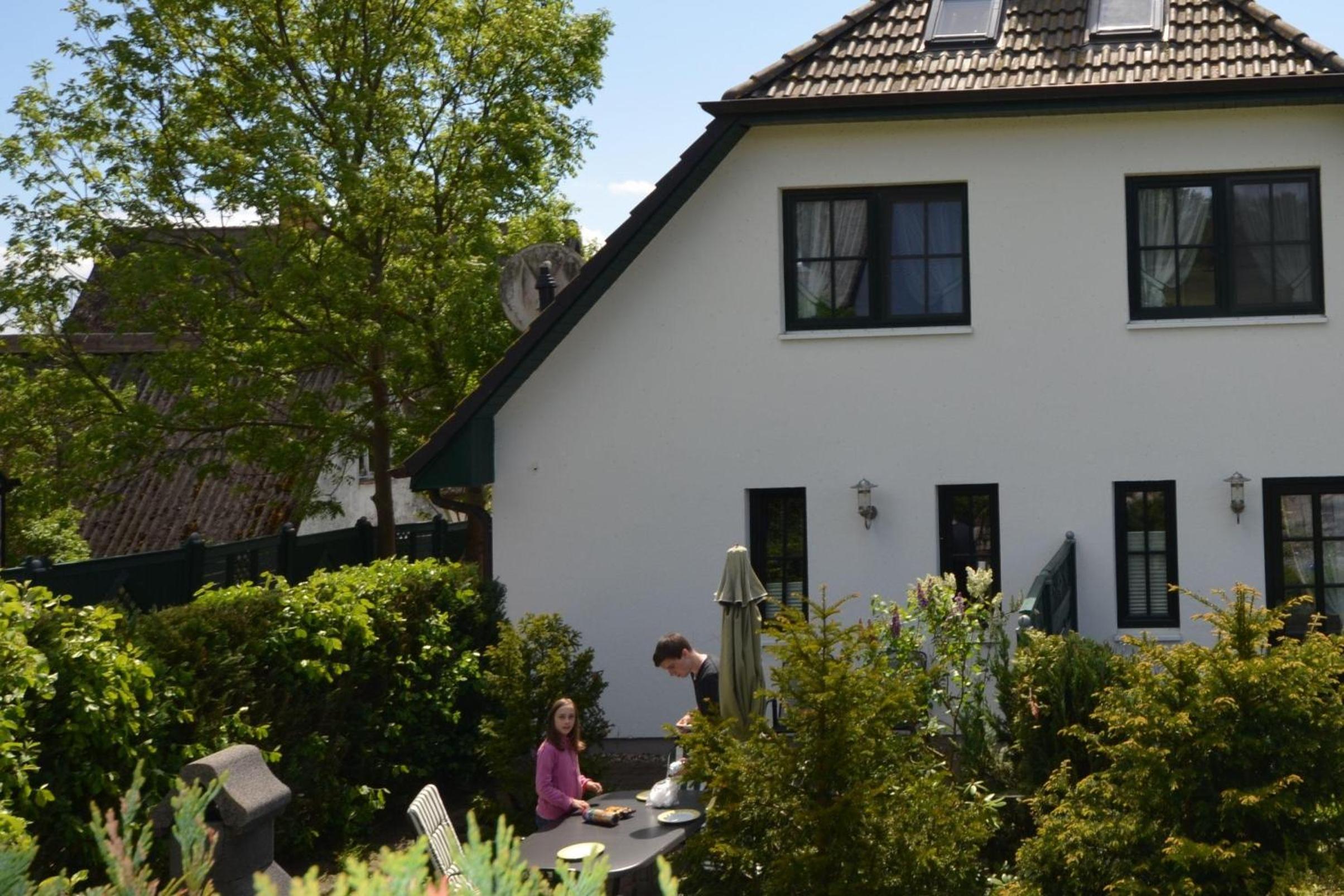 Ferienhaus-Kormoran-in-Gross-Zicker-Halbinsel-Moenchgut view 2