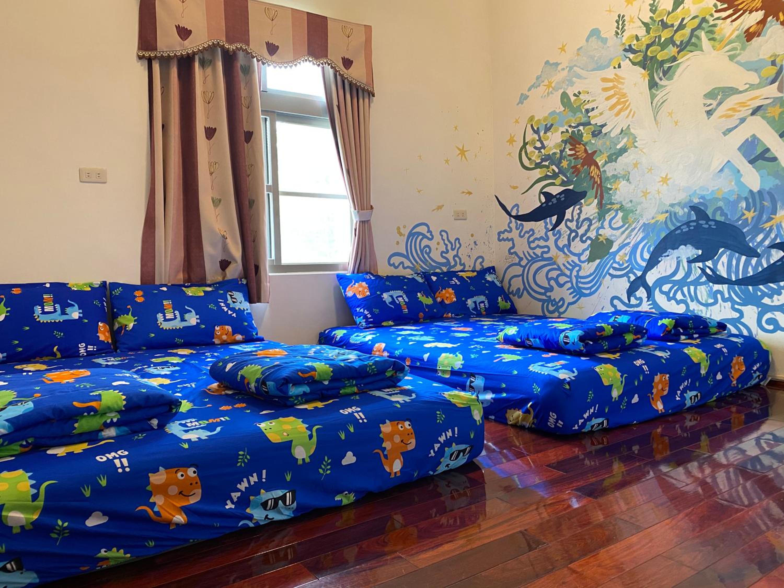 Instructor 818 Rooms Homestay view 3
