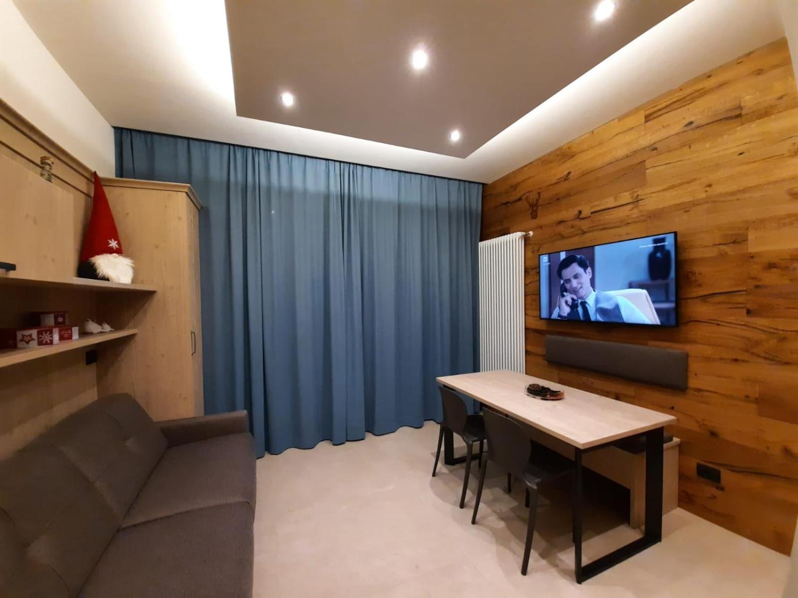 BMP APARTMENT SPINALE Campiglio centro, GARAGE view 5