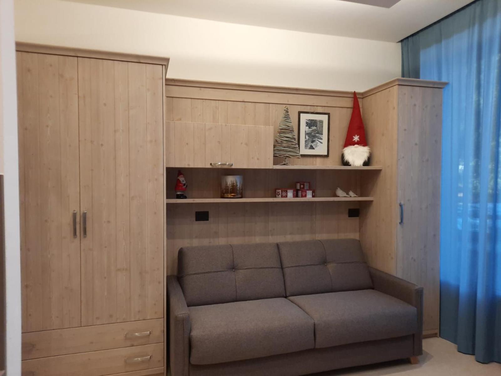 BMP APARTMENT SPINALE Campiglio centro, GARAGE view 4