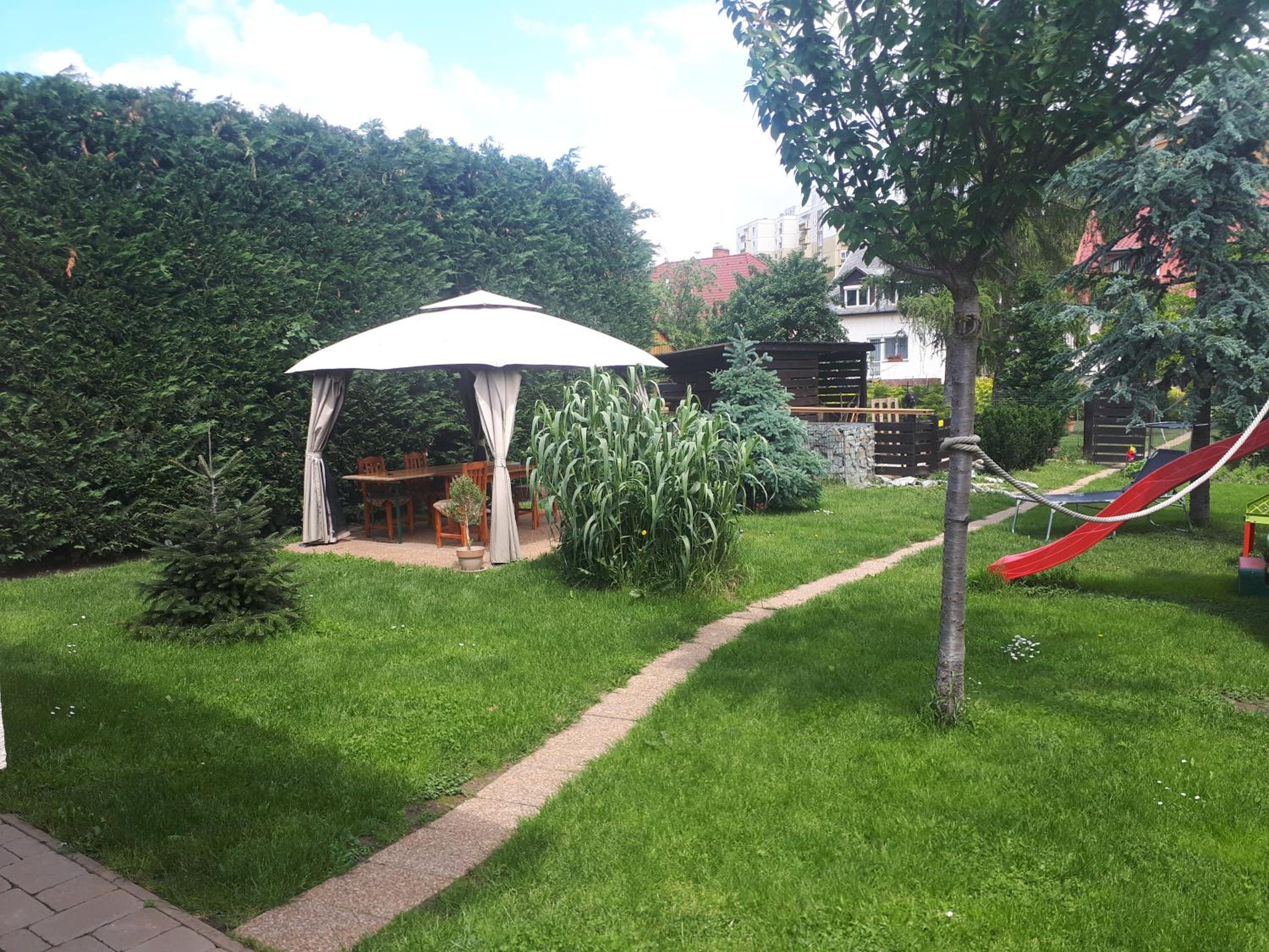 Aranypatak apartmanház view 2