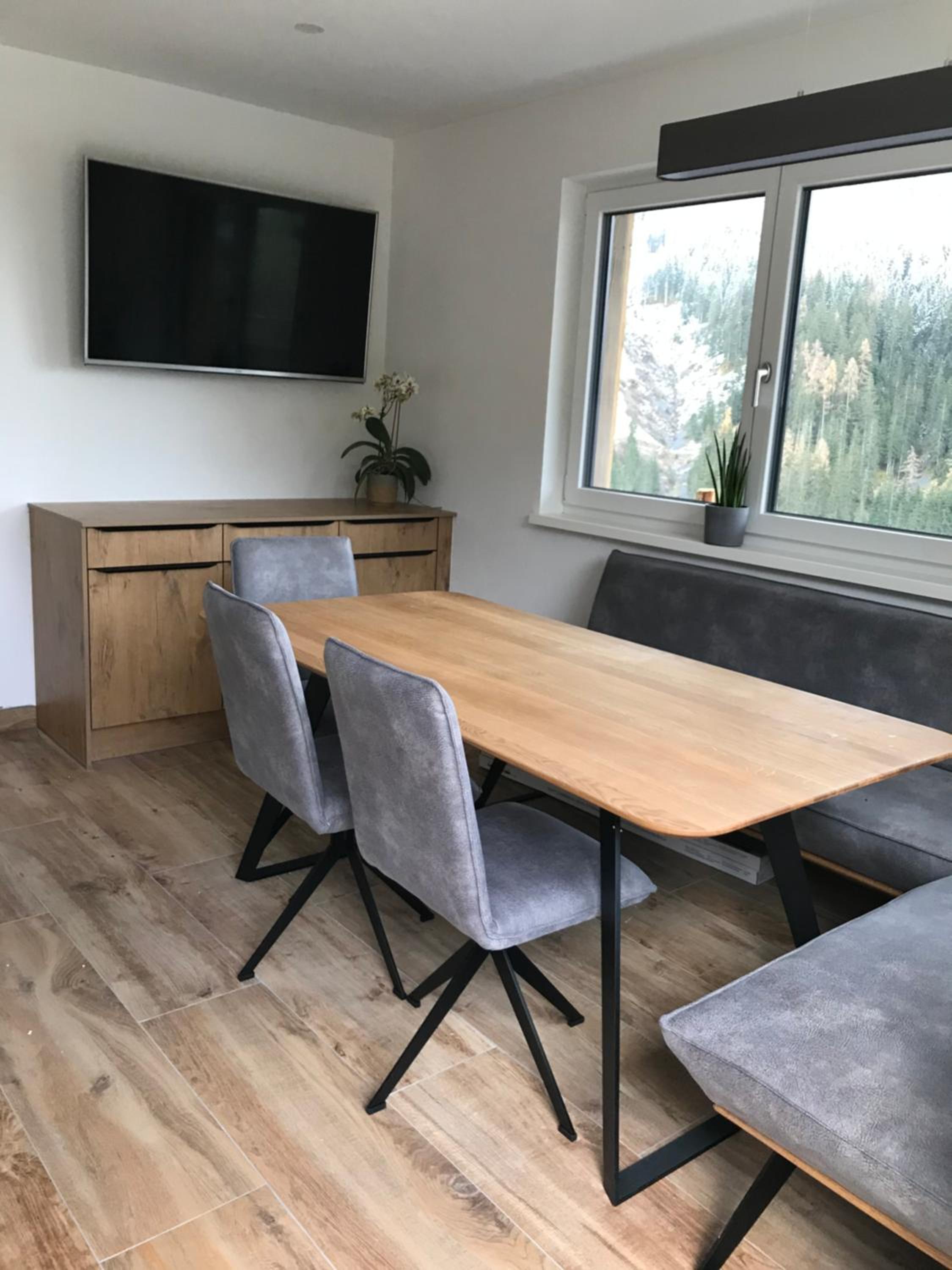 Appartement Fritzl view 5