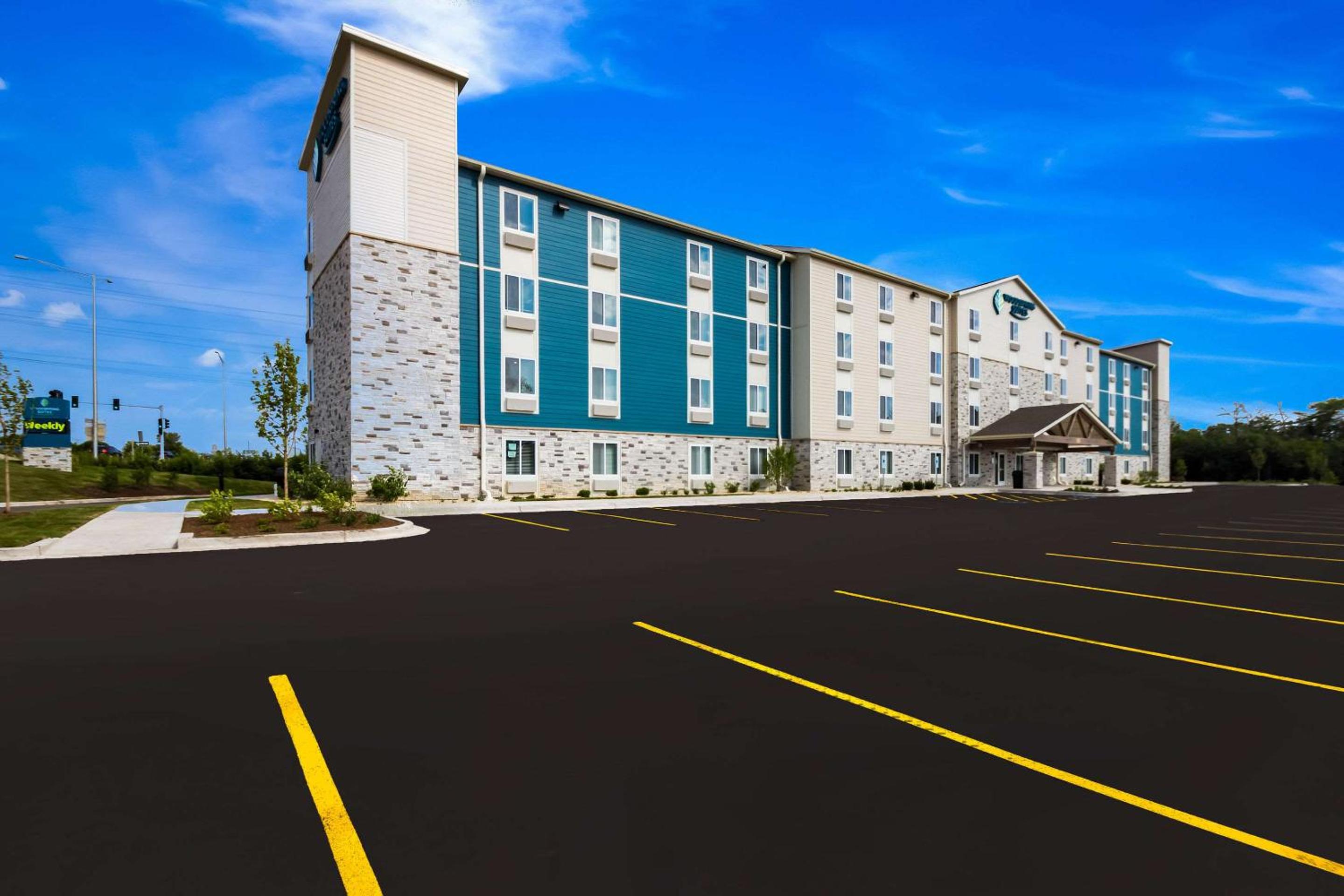 Hotel WoodSpring Suites Chicago Addison - Image 1