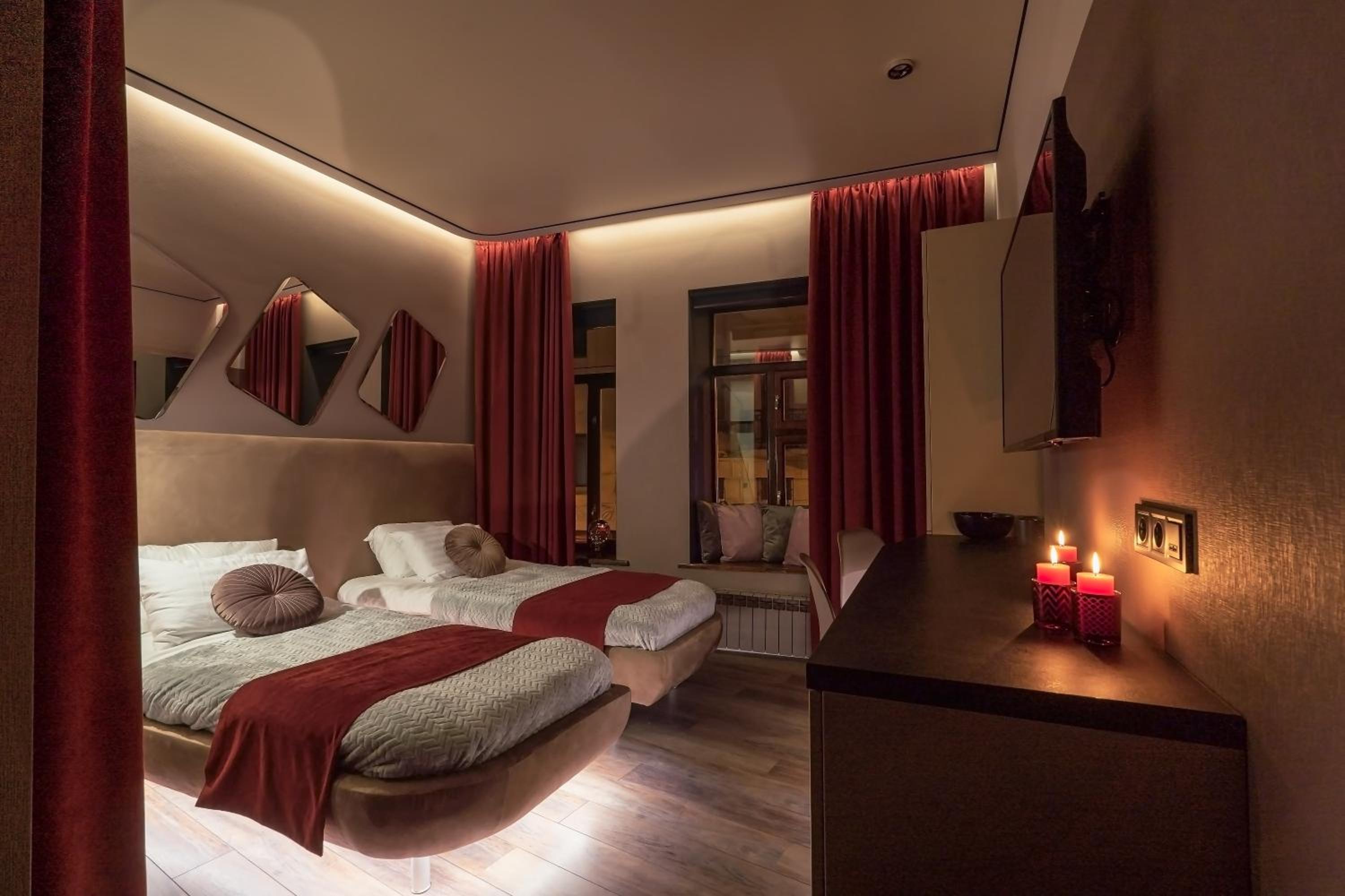 hotel room