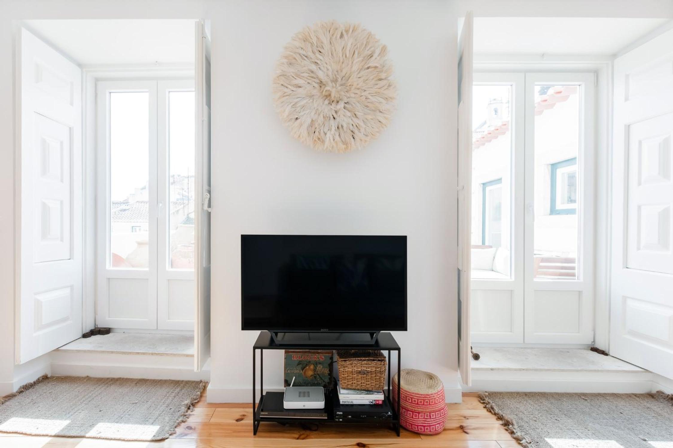 Alfama Terrace Best River and Historic City View Spacious and Charming Ground Floor 18th Century Building view 3