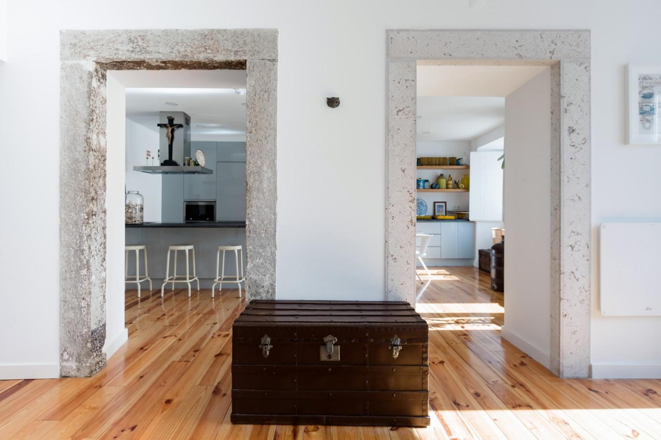 Alfama Terrace Best River and Historic City View Spacious and Charming Ground Floor 18th Century Building view 4