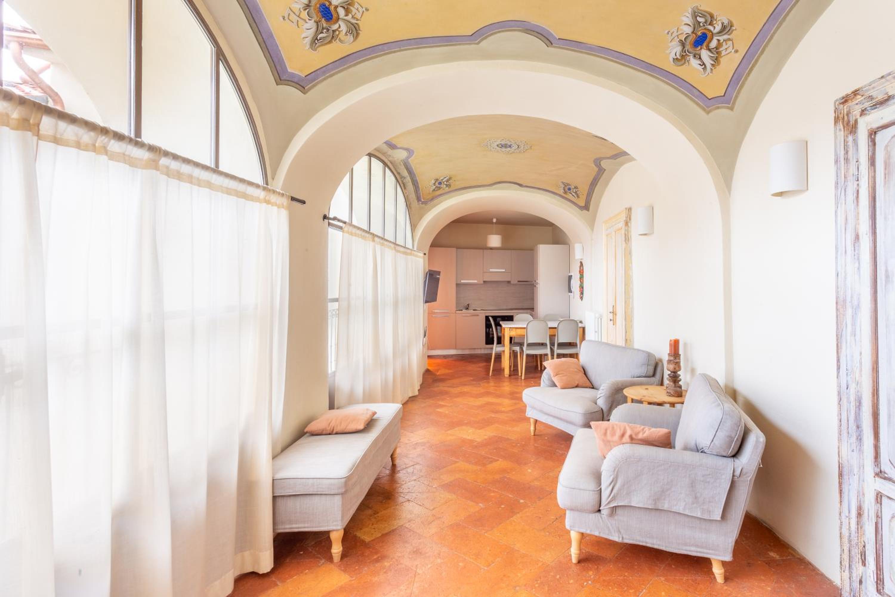 Palazzo Mia by iCasamia it