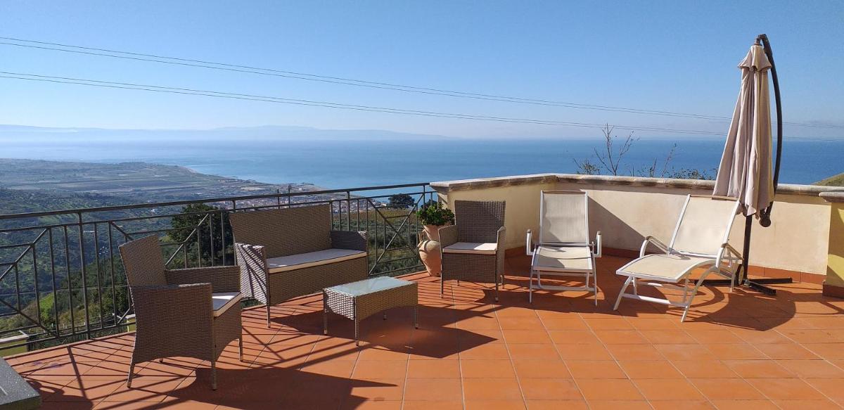 Villa vista mare con piscina photo 3