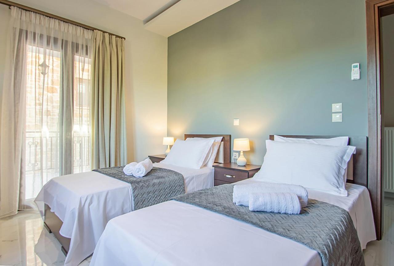 Zissis Villa & pool 5min drive to beach photo 3