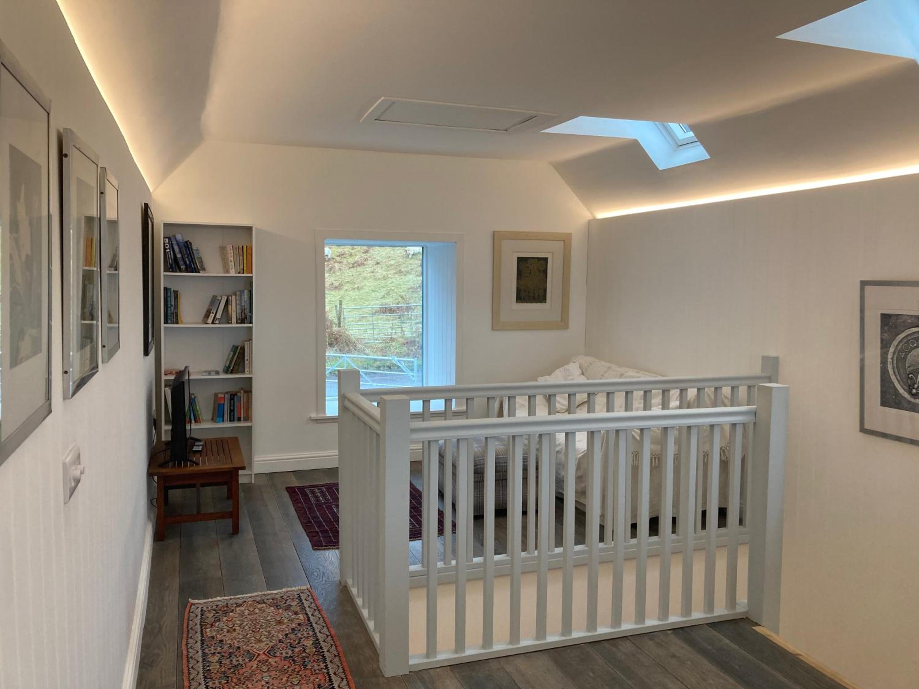Photo 33