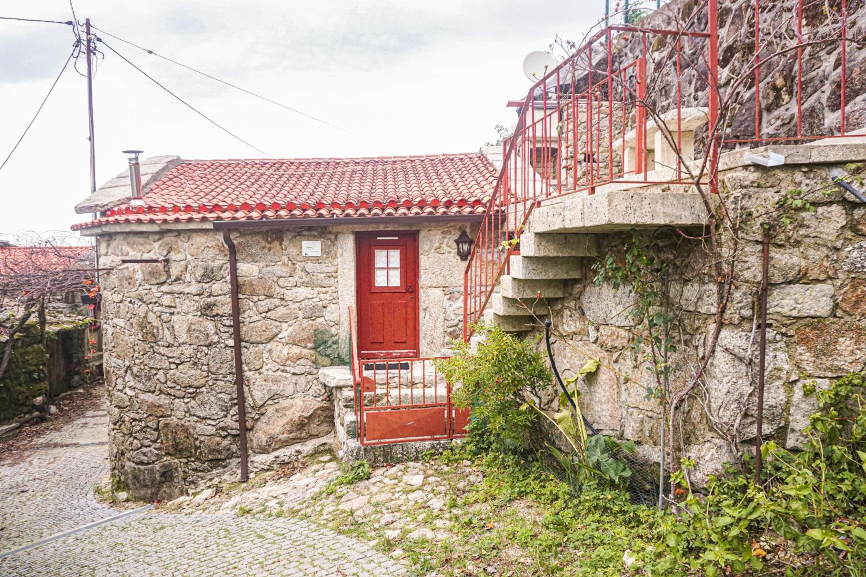 Casa Nova de Germil view 2