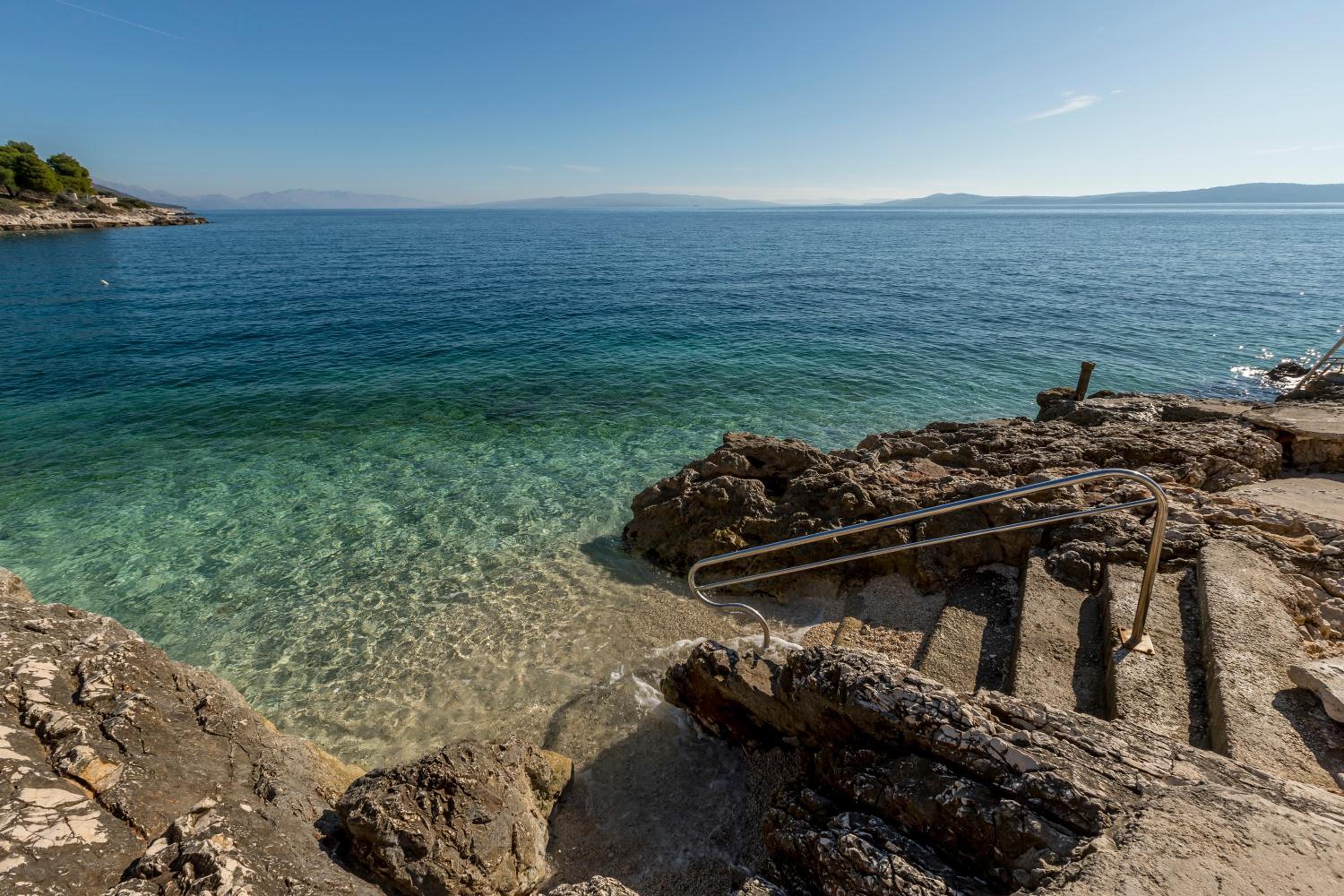 Apart sa Terasom 250m od Plaže,Parking,Wi Fi,Roštilj