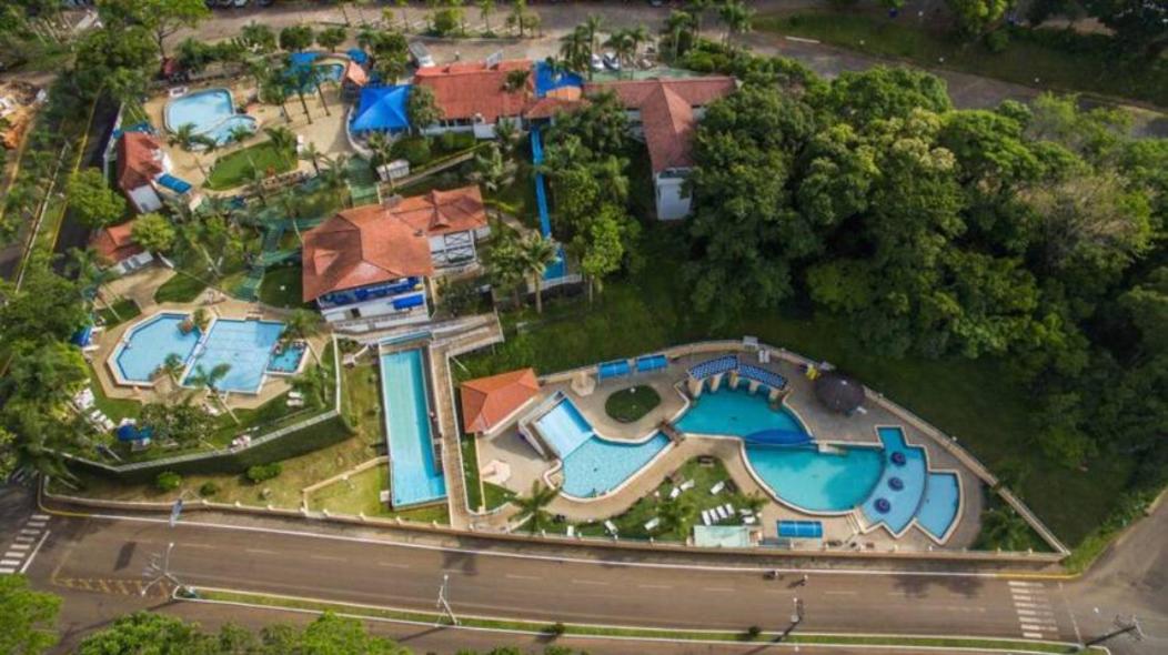 APT 403 - Localização Excelente Thermas Palace